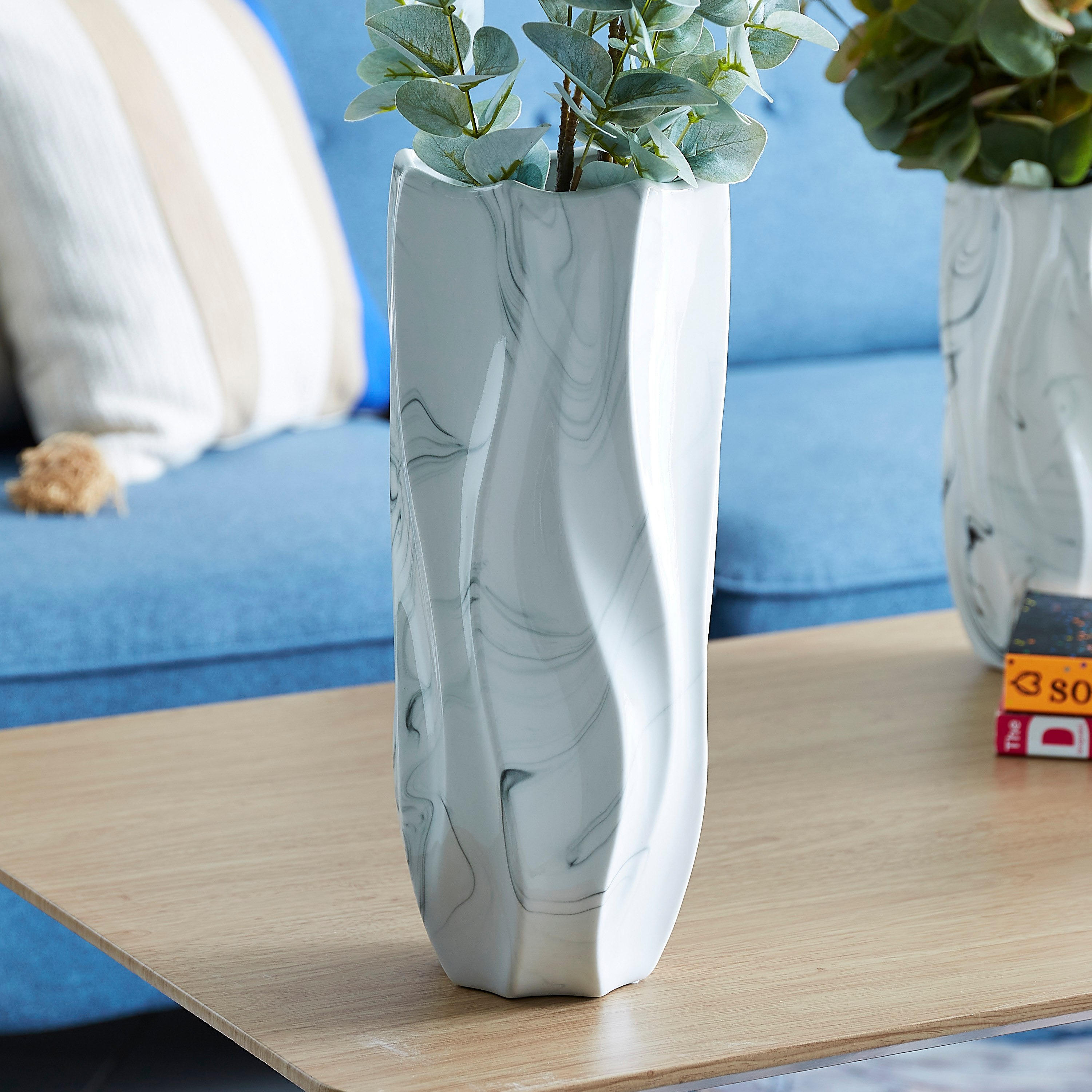 مزهرية رخامية عضوية كبيرة من السيراميك من إميرالد - 14x14x34 سم-hbxbedroom-decorandaccessories-vases-image-2