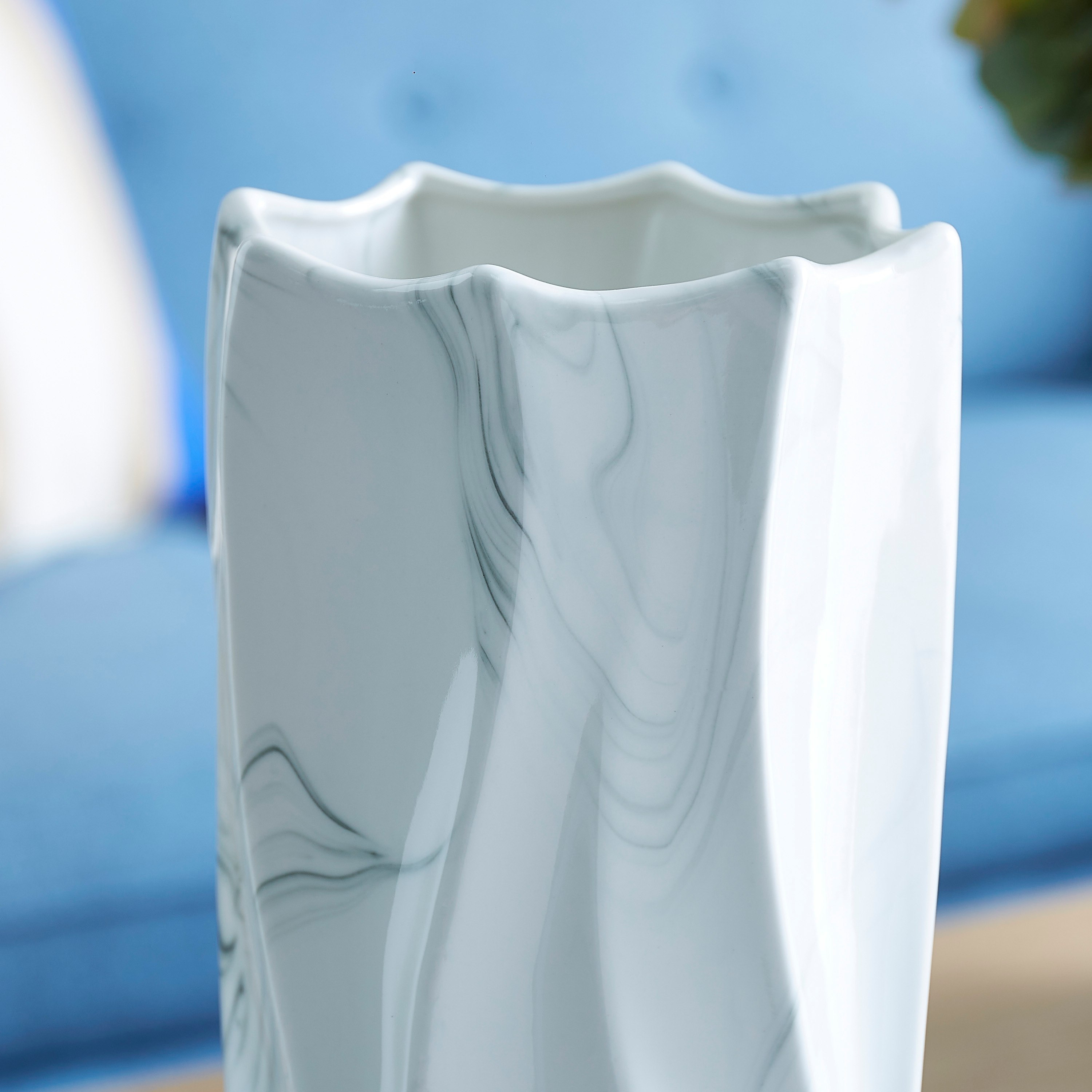 مزهرية رخامية عضوية كبيرة من السيراميك من إميرالد - 14x14x34 سم-hbxbedroom-decorandaccessories-vases-image-3