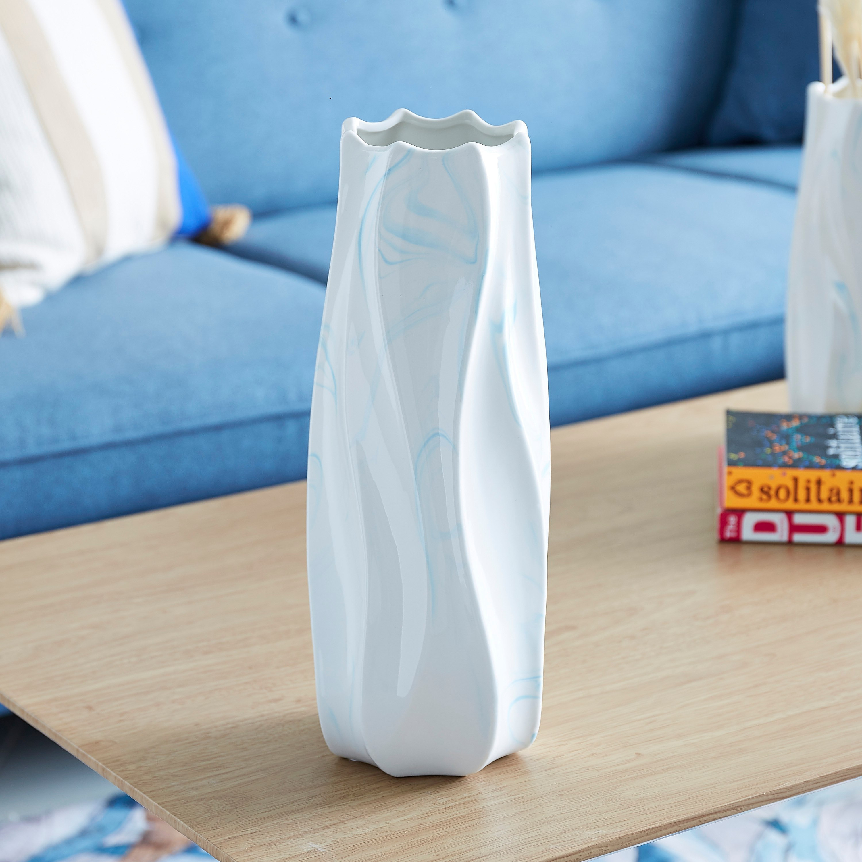مزهرية رخامية عضوية من السيراميك من إميرالد - 13.5x13.5x34 سم-hbxbedroom-decorandaccessories-vases-image-1