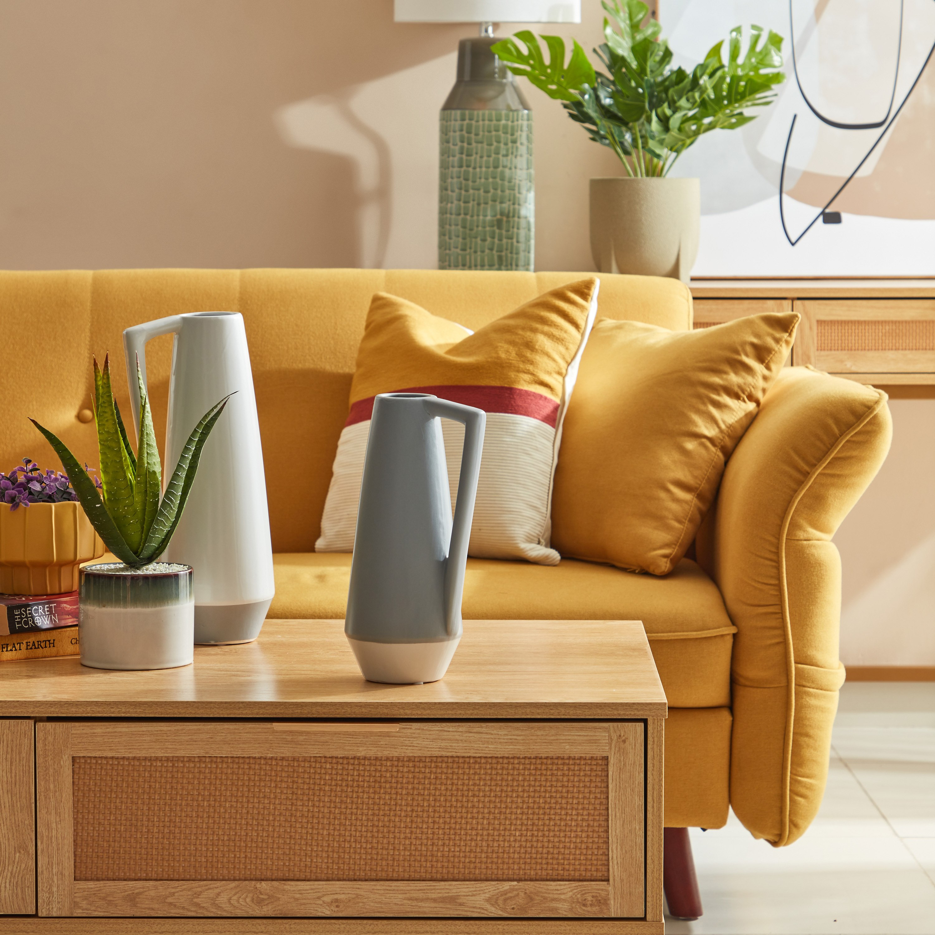 مزهرية سيراميك مخروطية من اميرالد - 15.5x13x35.5 سم-hbxbedroom-decorandaccessories-vases-image-4