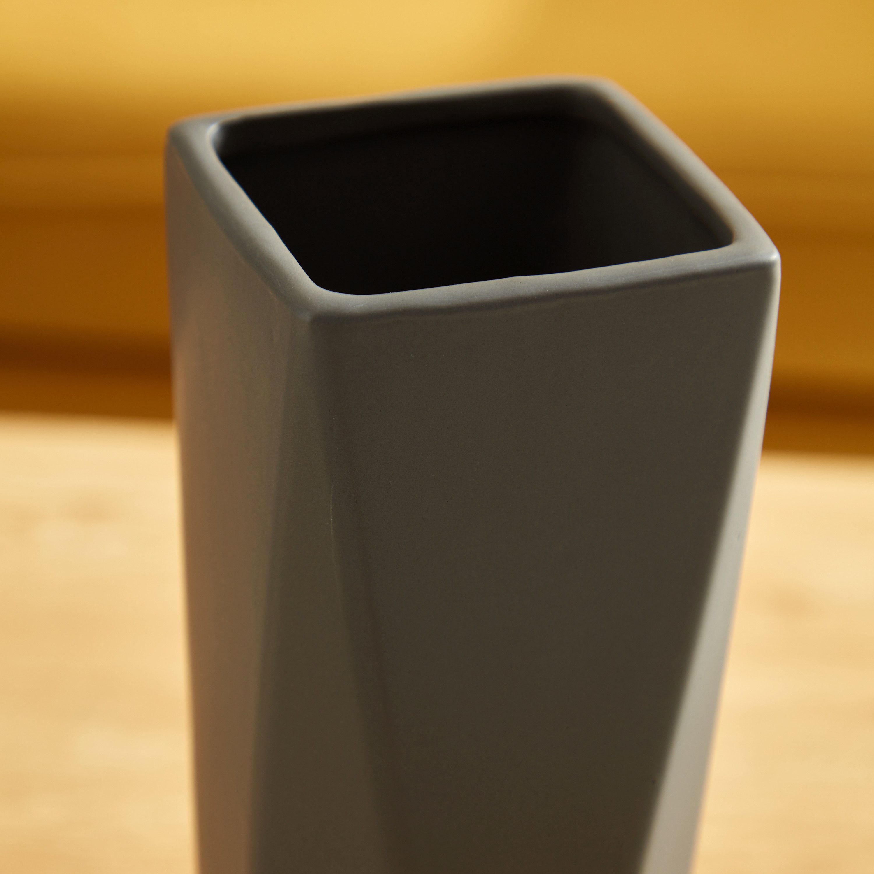 Emerald Ceramic Angular Vase - 10x10x25 cm-hbxbedroom-decorandaccessories-vases-image-2