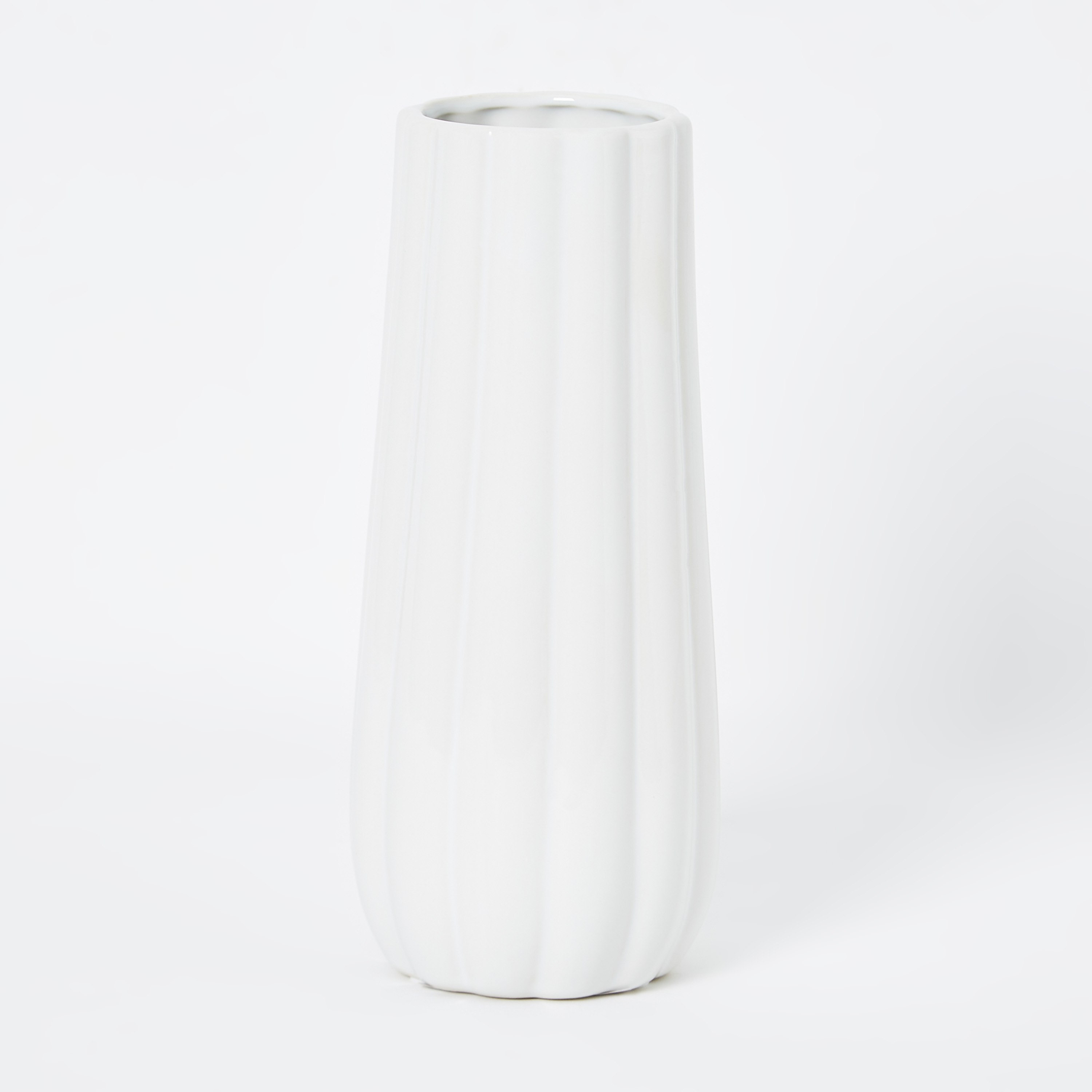 مزهرية سيراميك مضلّعة منحنية من إميرالد - 11x11x24 سم-hbxbedroom-decorandaccessories-vases-image-5