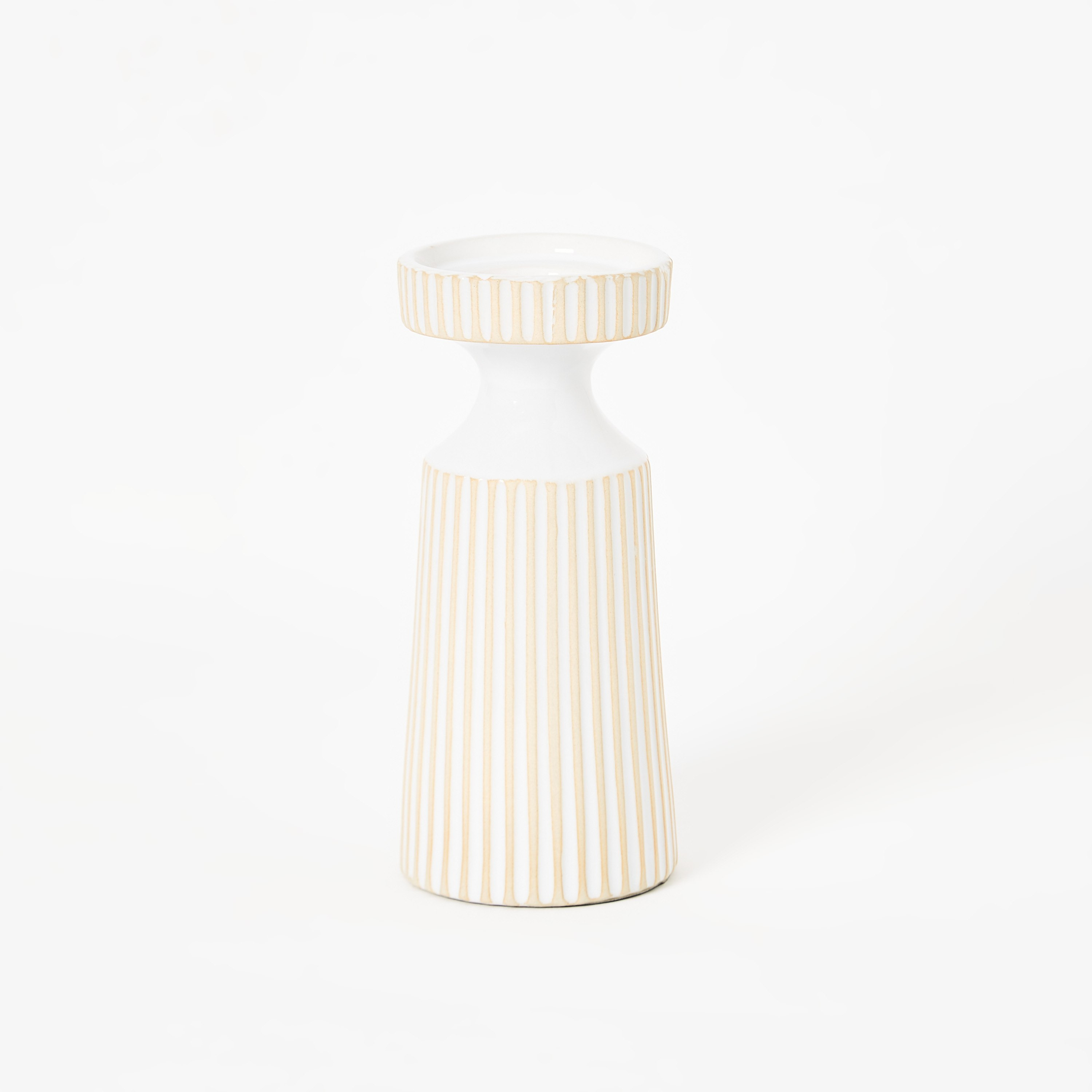 حامل شموع سيراميك طويل مضلع من أدرا - 9x9x20 سم-hbxlivingroom-decorandaccessories-candleholders-image-5