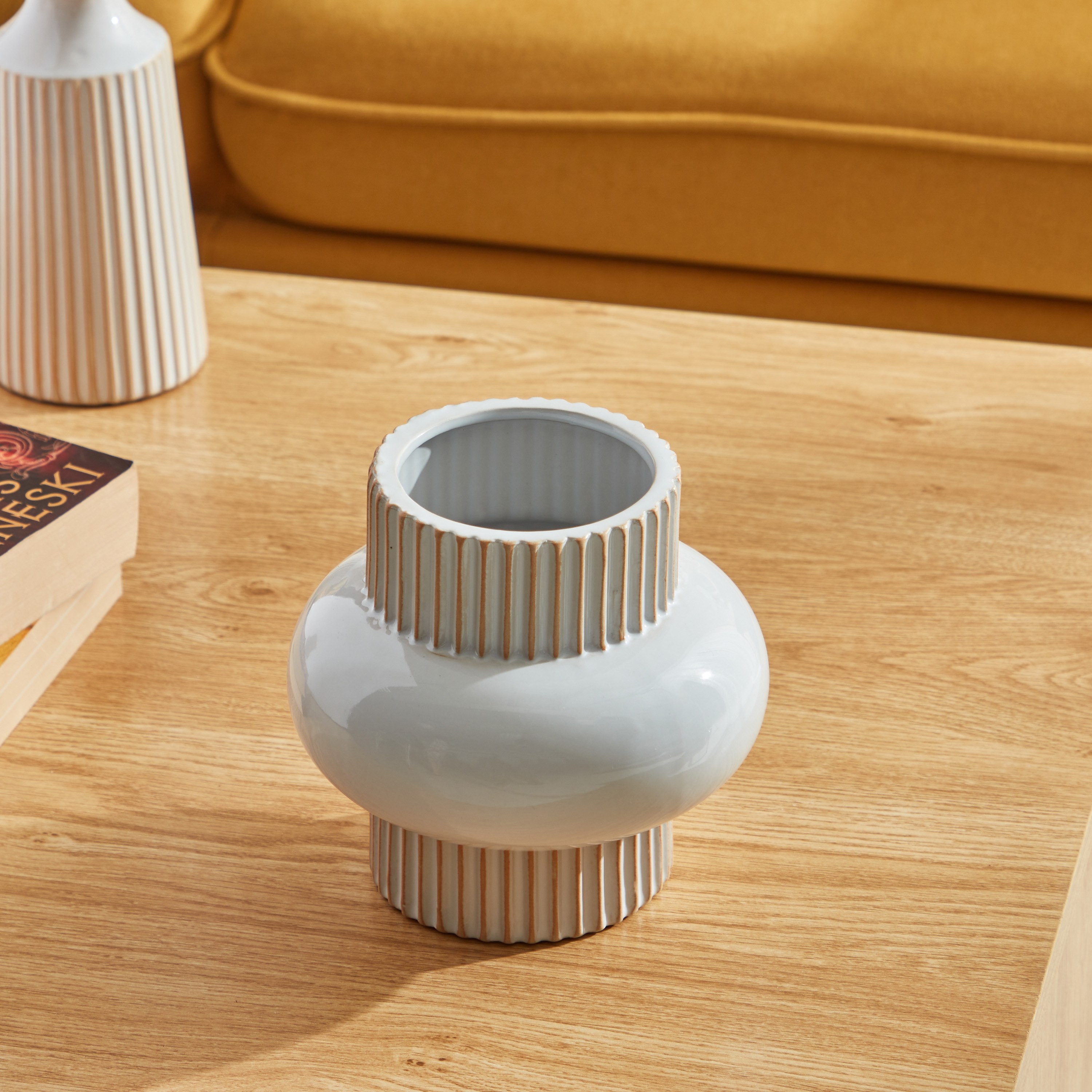 Adra Ceramic Ribbed Tall Bubble Vase - 16x16x16 cm-hbxbedroom-decorandaccessories-vases-image-2