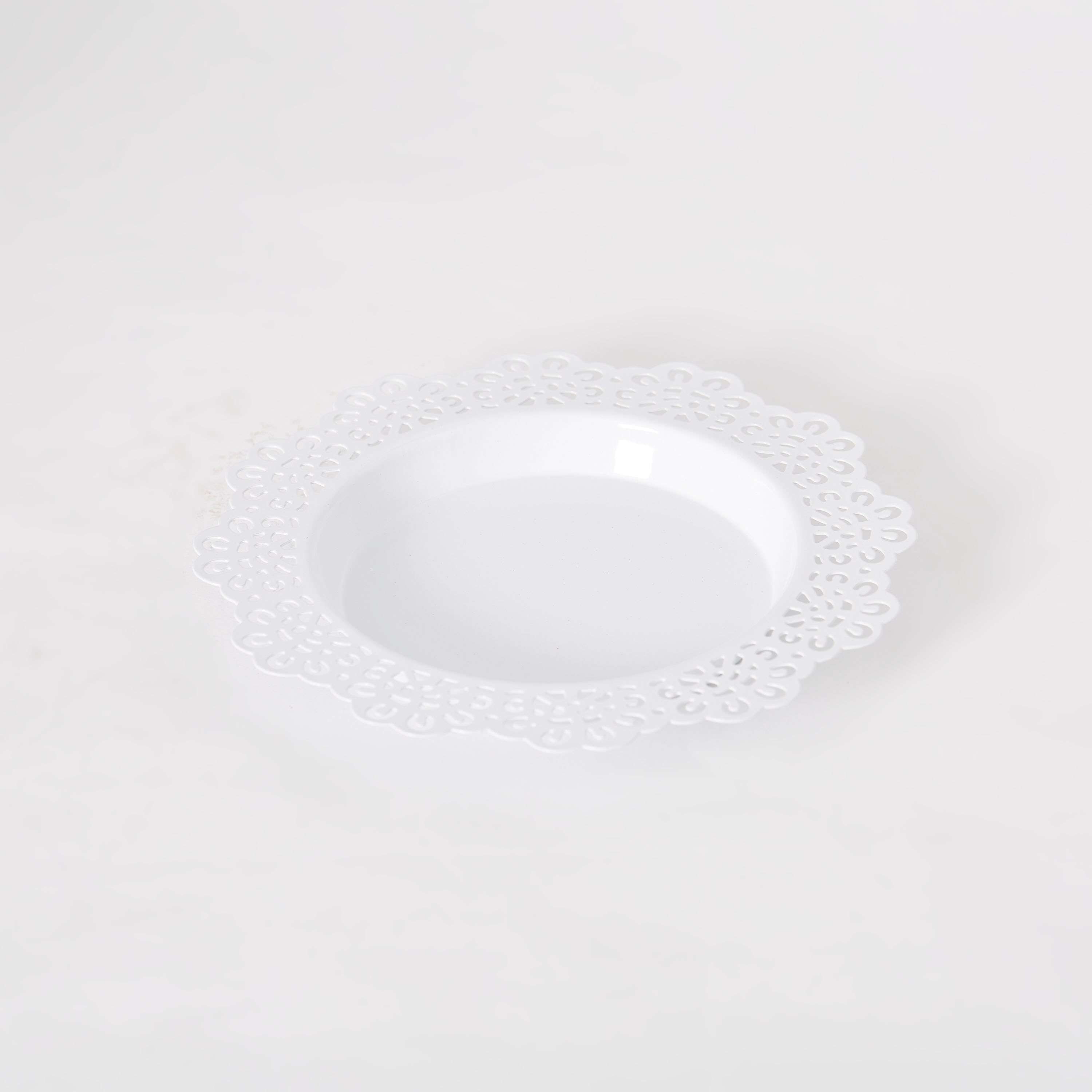 صحن شمع دائري باروك معدني من نواه- 18 سم-hbxlivingroom-decorandaccessories-candleholders-image-5