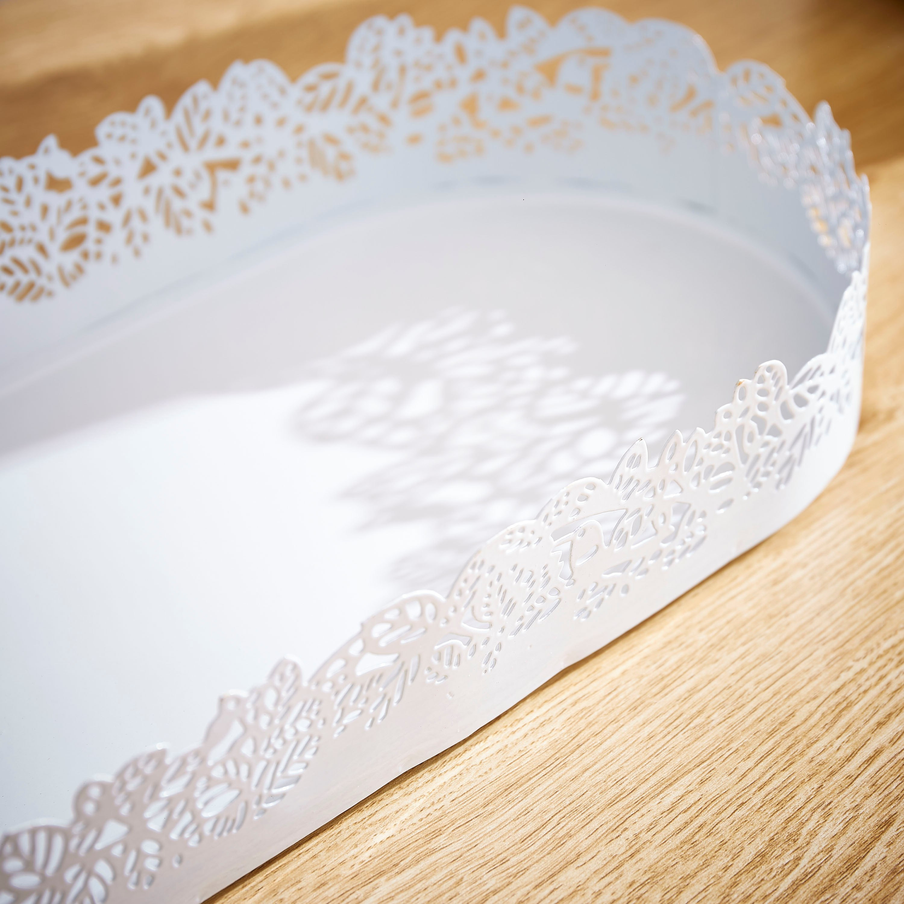 Noah Metal Baroque Oval Candle Dish - 35x15 cm-hbxlivingroom-decorandaccessories-candleholders-image-3