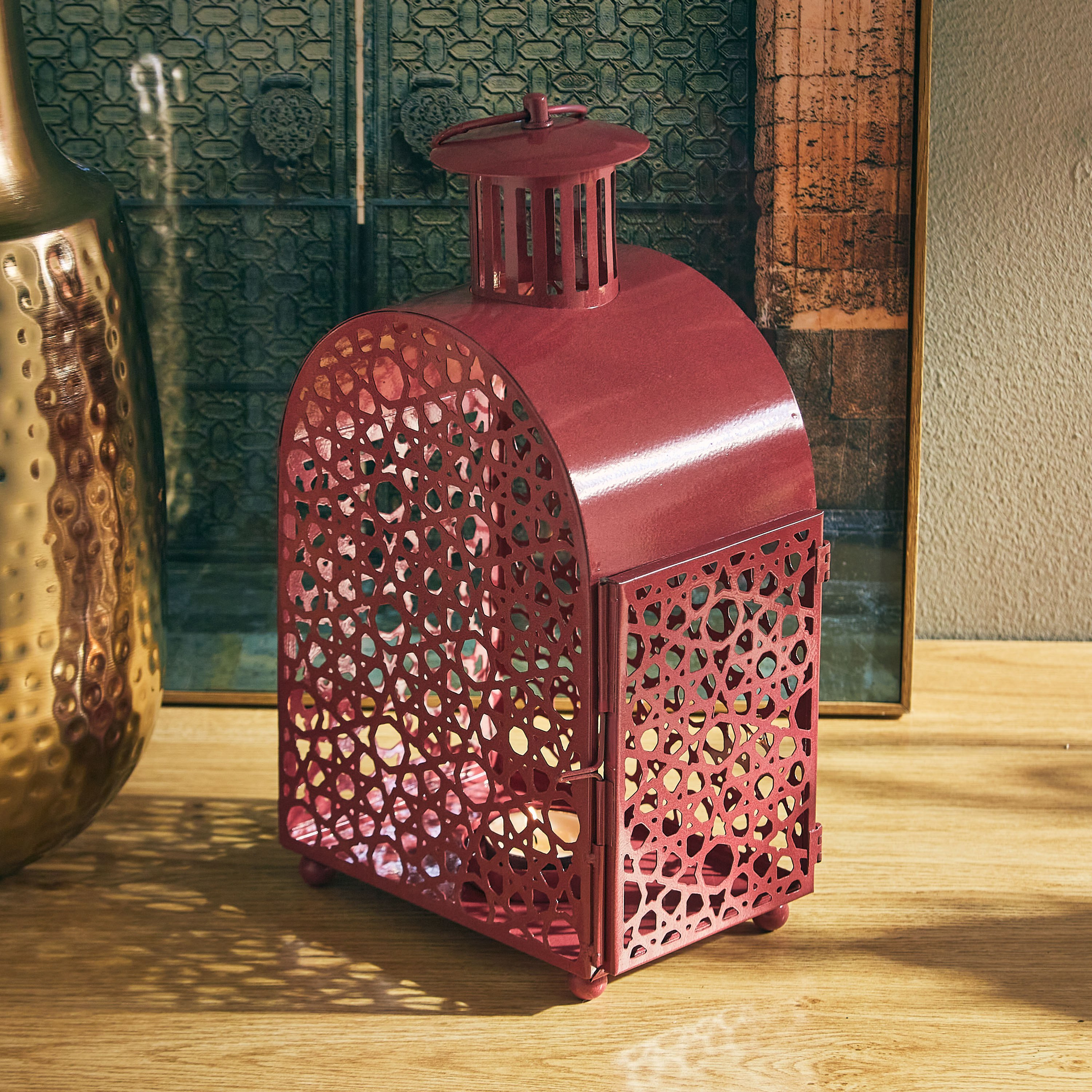 فانوس جالي معدني فيونا من نواه - 14.5 × 10.5 × 27 سم-hbxdecorandfurnishings-homeaccessories-lanterns-image-1