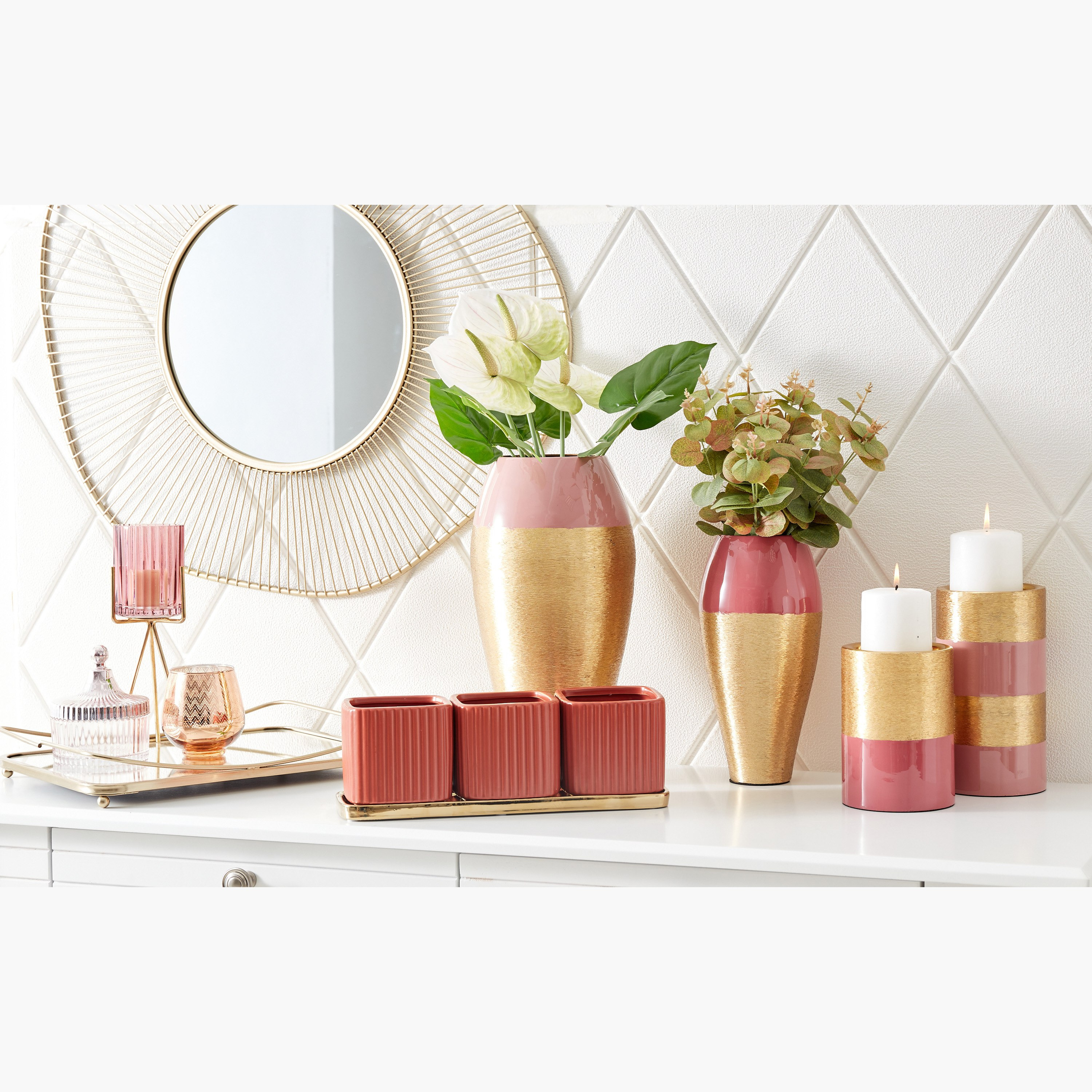 مزهرية ميتاليك بارزة الملمس بتصميم متدرج اللون من لميا - 11x11x18 سم-hbxbedroom-decorandaccessories-vases-image-4