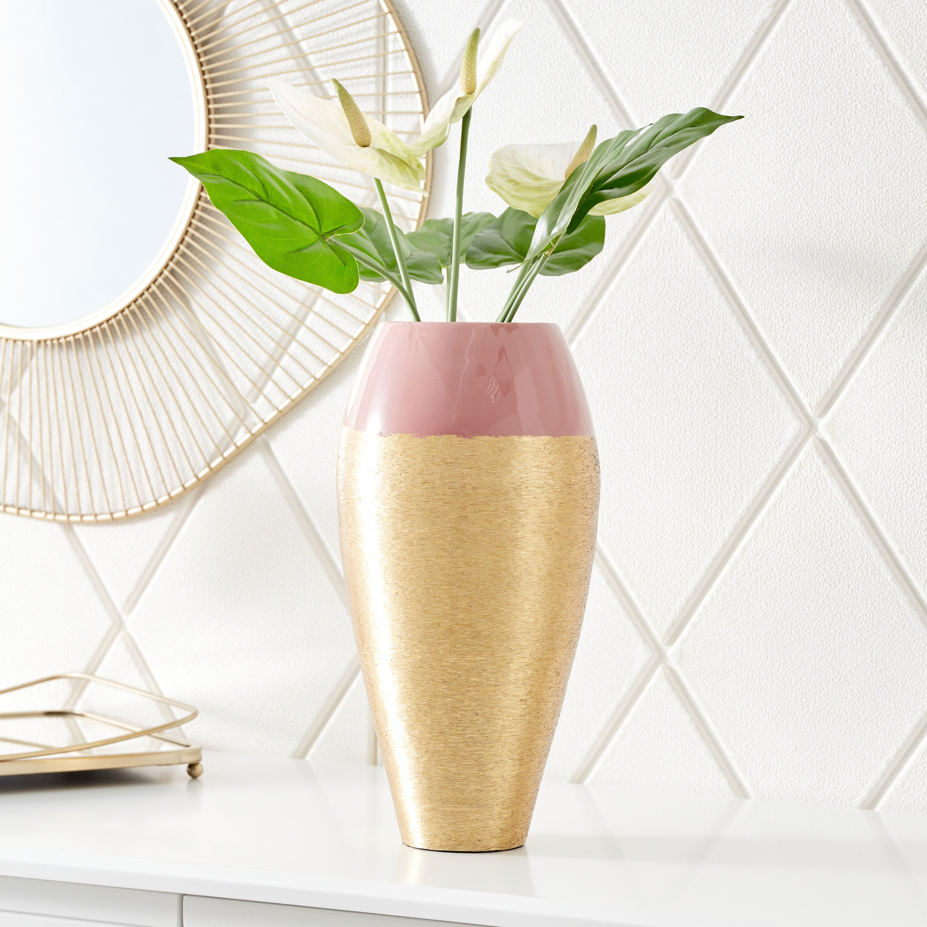 مزهرية معدنية بارزة الملمس بلونين من لميا - 16x16x34 سم-hbxbedroom-decorandaccessories-vases-image-1