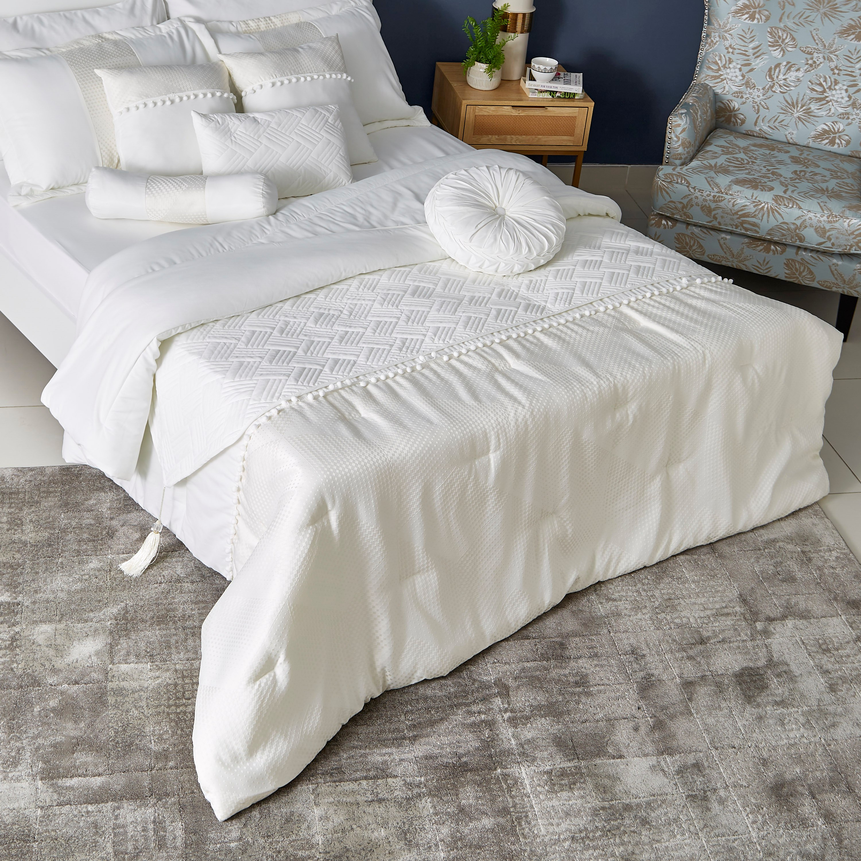 طقم لحاف سوبر كينج جاكار 12 قطعة من تايلور - 240x240 سم-hbxhomeware-bedding-bedinabag-image-2