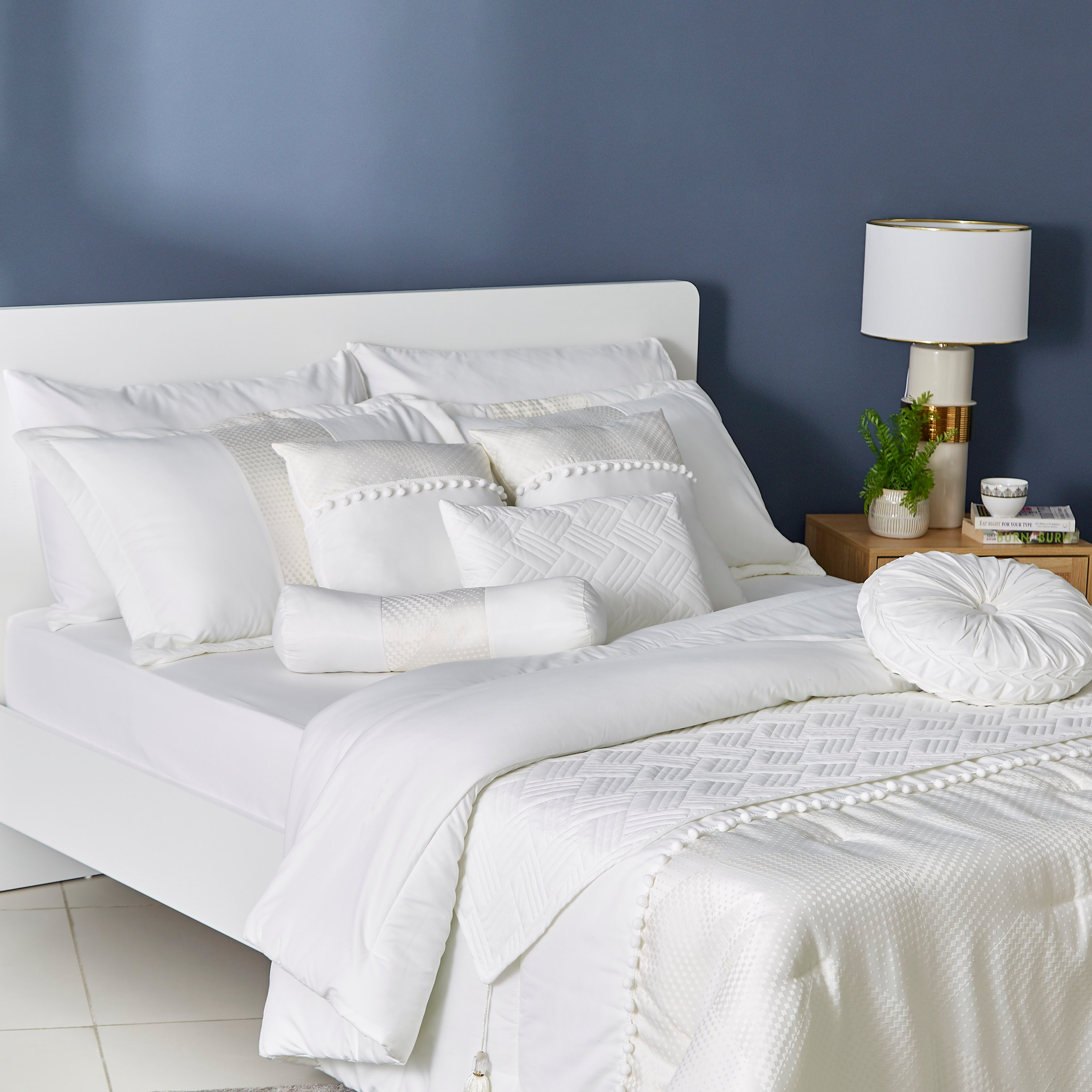 طقم لحاف سوبر كينج جاكار 12 قطعة من تايلور - 240x240 سم-hbxhomeware-bedding-bedinabag-image-3