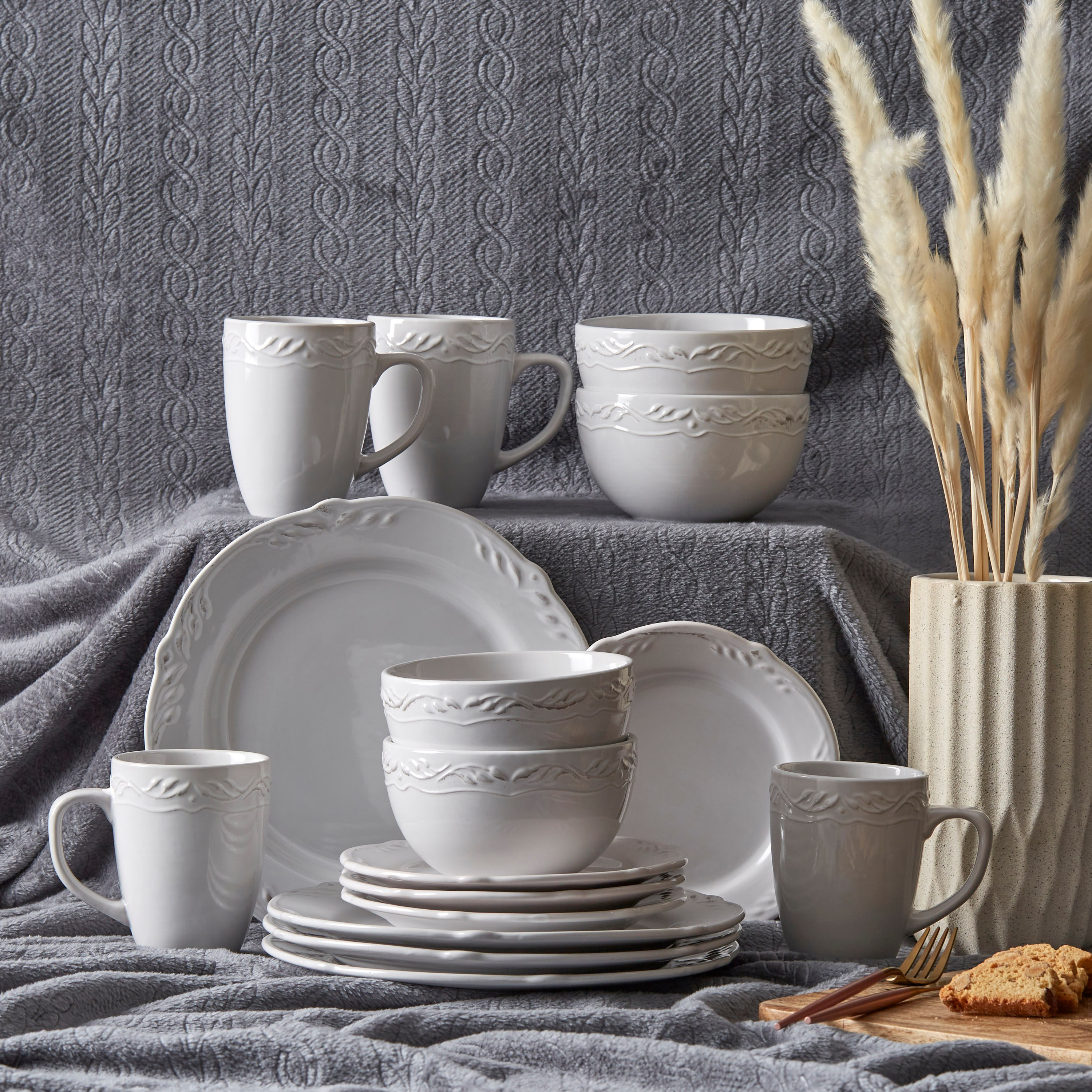 طقم عشاء خزف منقوش من إليجينزا - 16 قطعة-hbxhomeware-hbxkitchen-image-1