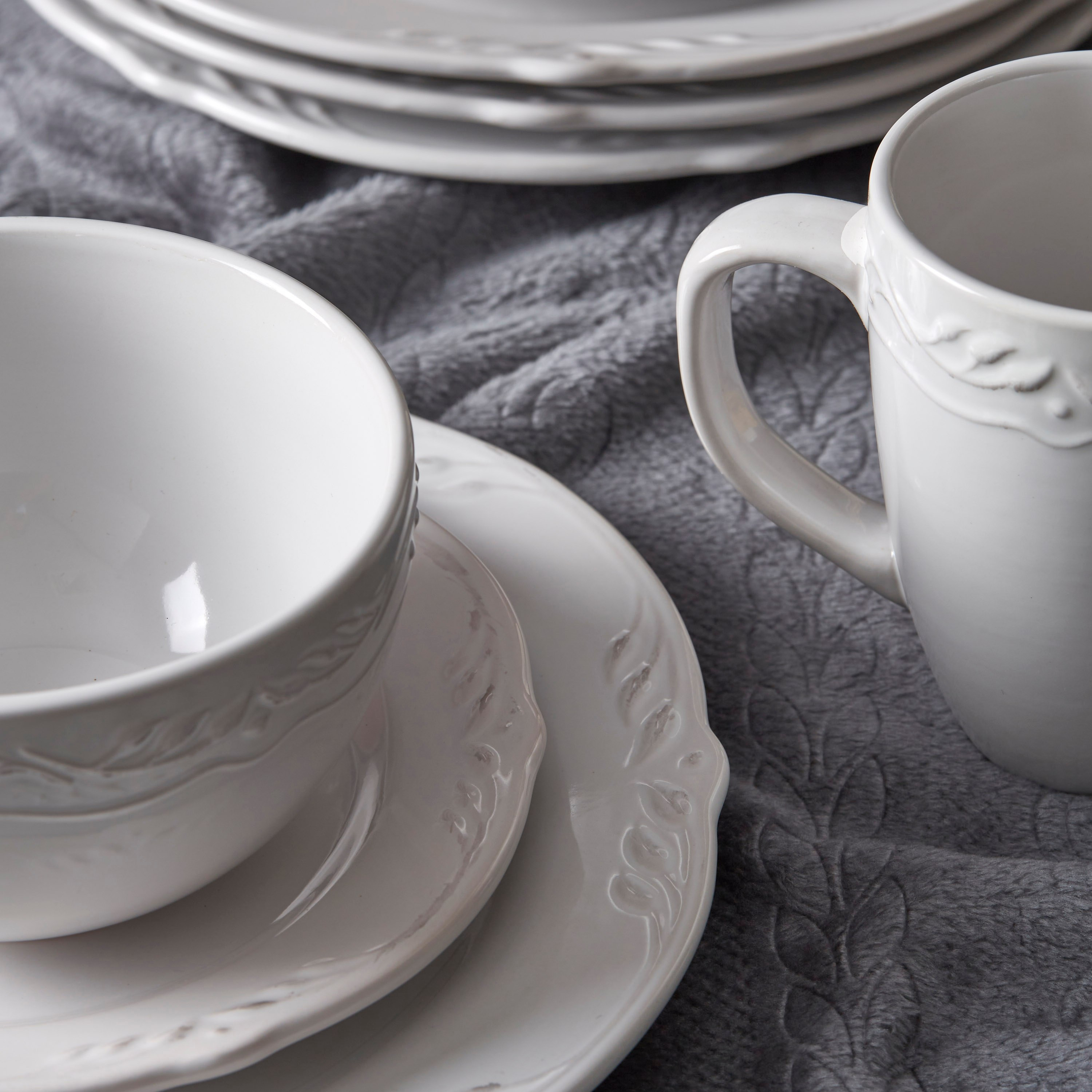 طقم عشاء خزف منقوش من إليجينزا - 16 قطعة-hbxhomeware-hbxkitchen-image-6