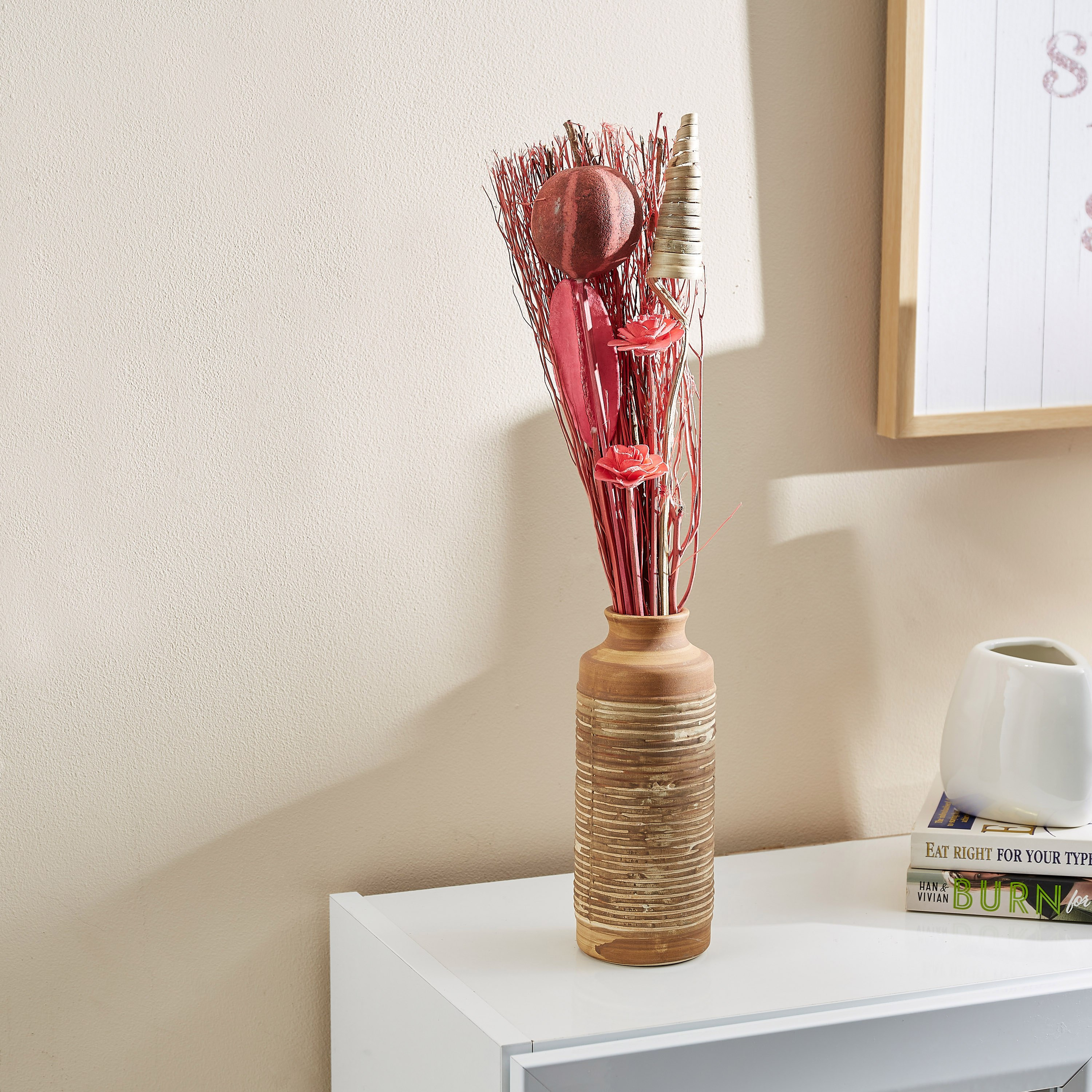 باقة زهور في أصيص سيراميك من إيستيل- 8x20 سم-hbxdecorandfurnishings-homeaccessories-artificialflowersandplants-image-1