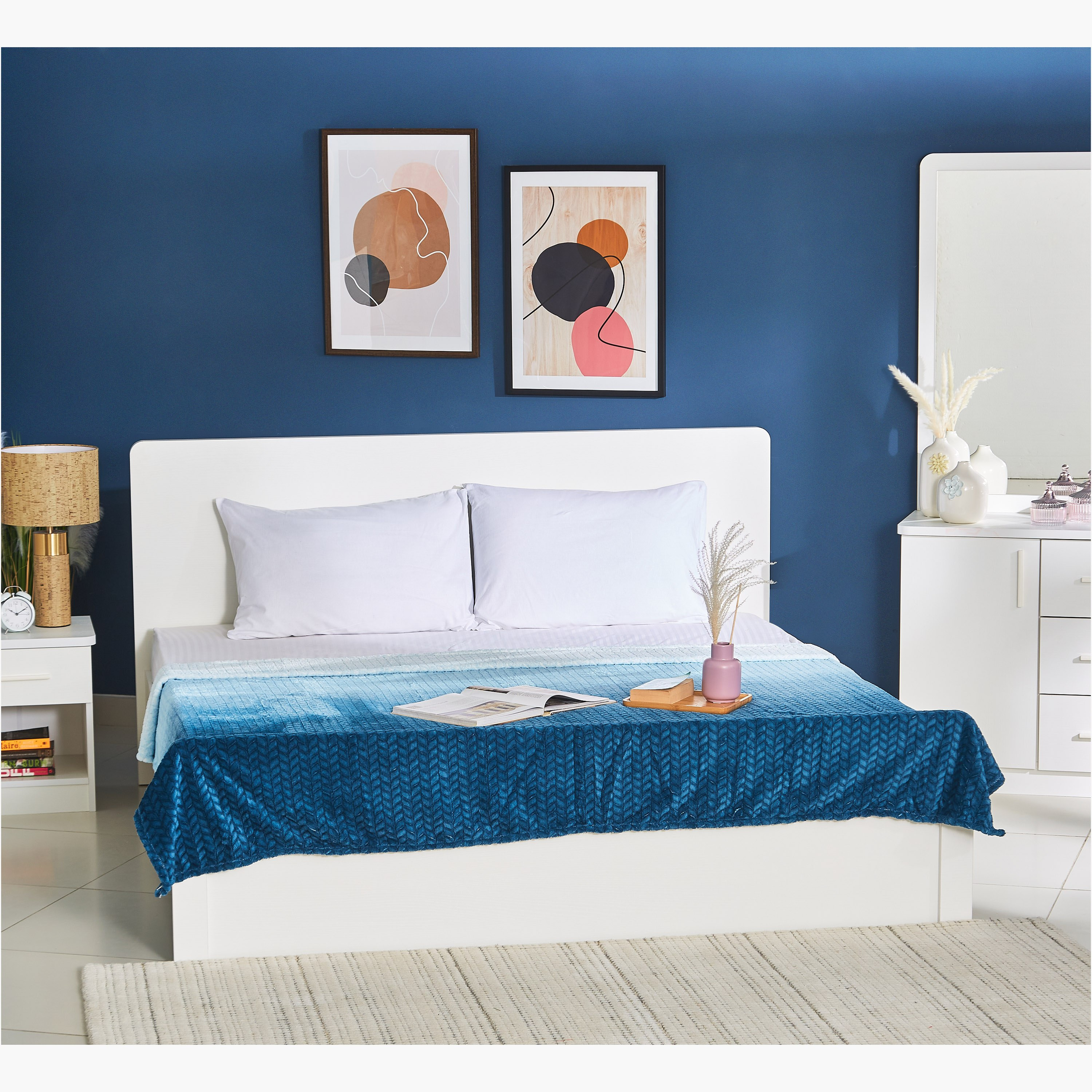 بطانية فلانيل كوين من هامبتون - 200x220 سم-hbxhomeware-hbxbedroom-image-5