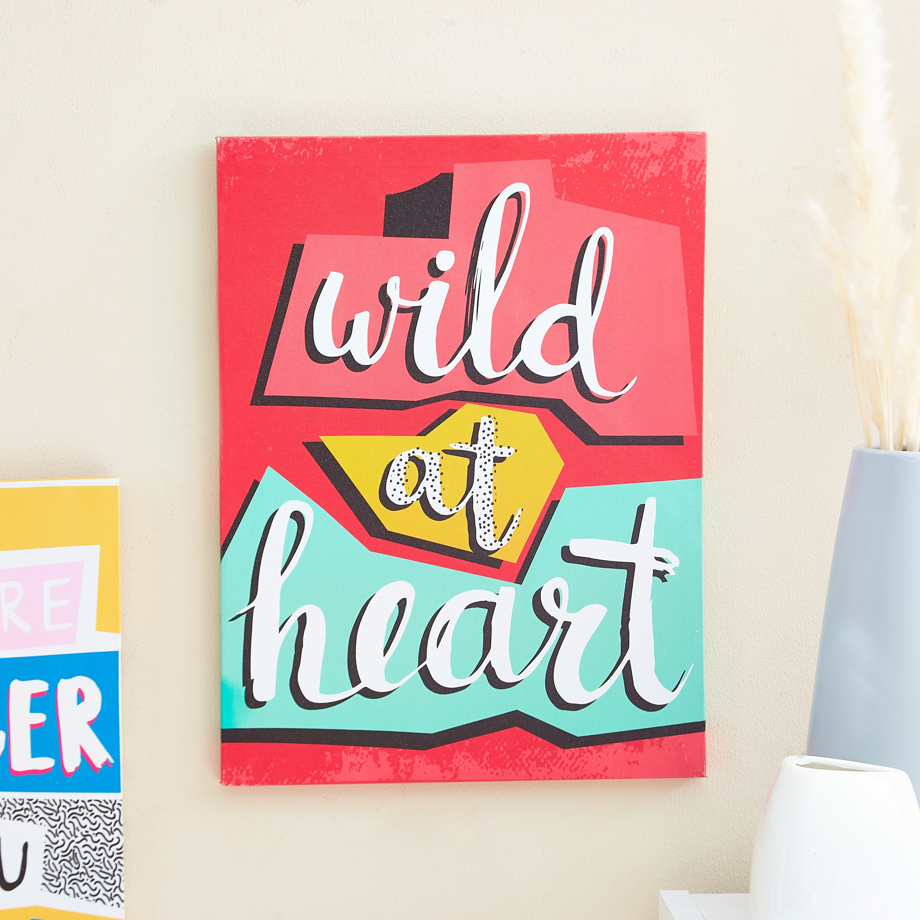 لوحة كانفاس بطبعات وايلد آت هارت من آرتستري- 30x40x1.8 سم-hbxhomeware-hbxkidsandyouth-image-1
