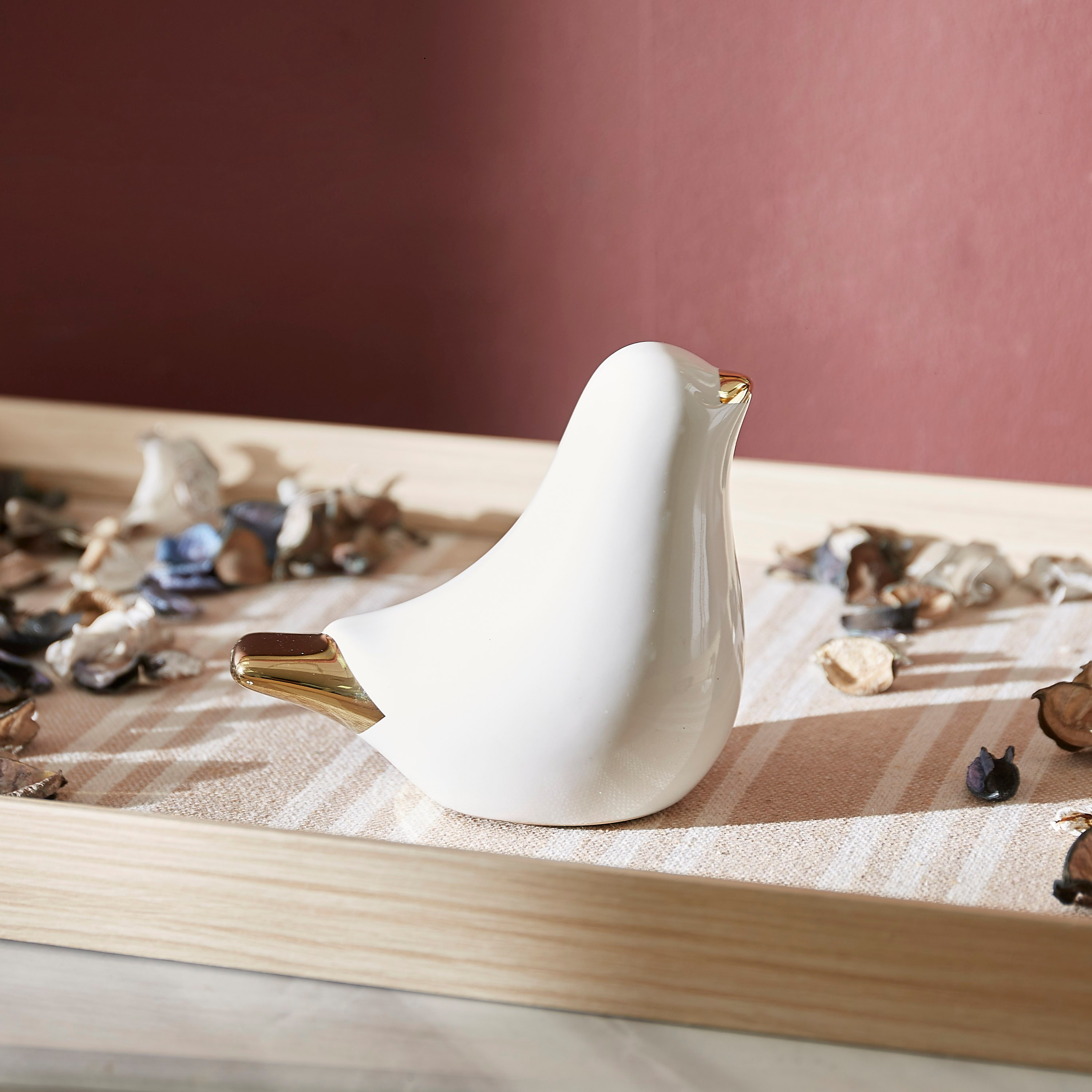 تمثال طائر سيراميك من كازا - 11.5x6.5x10.5 سم-hbxhomeware-homedecor-figurinesandornaments-image-1