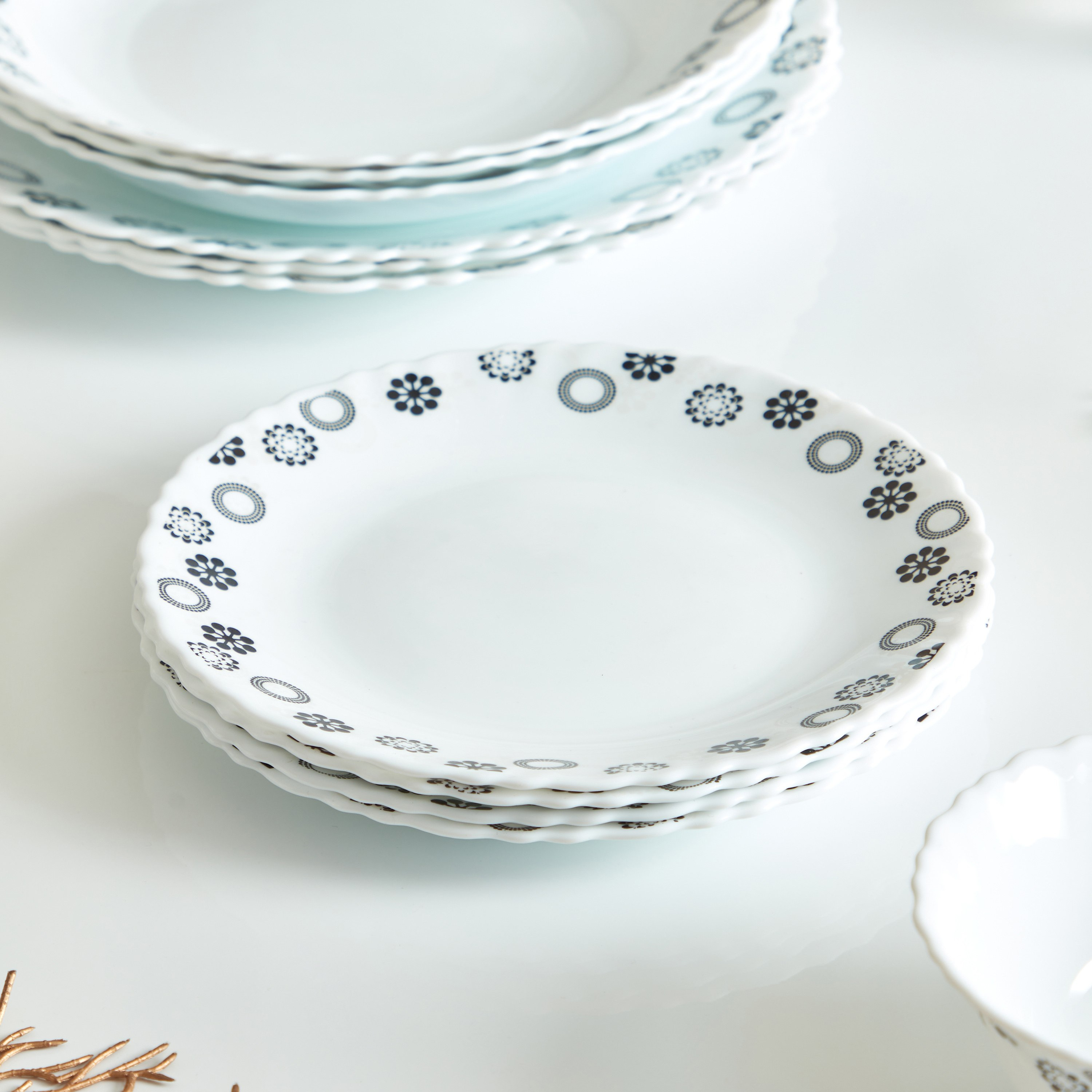 طقم مستلزمات مائدة أوبال وير 20 قطعة يونيفرس من آيفوري-hbxhomeware-hbxkitchen-image-4