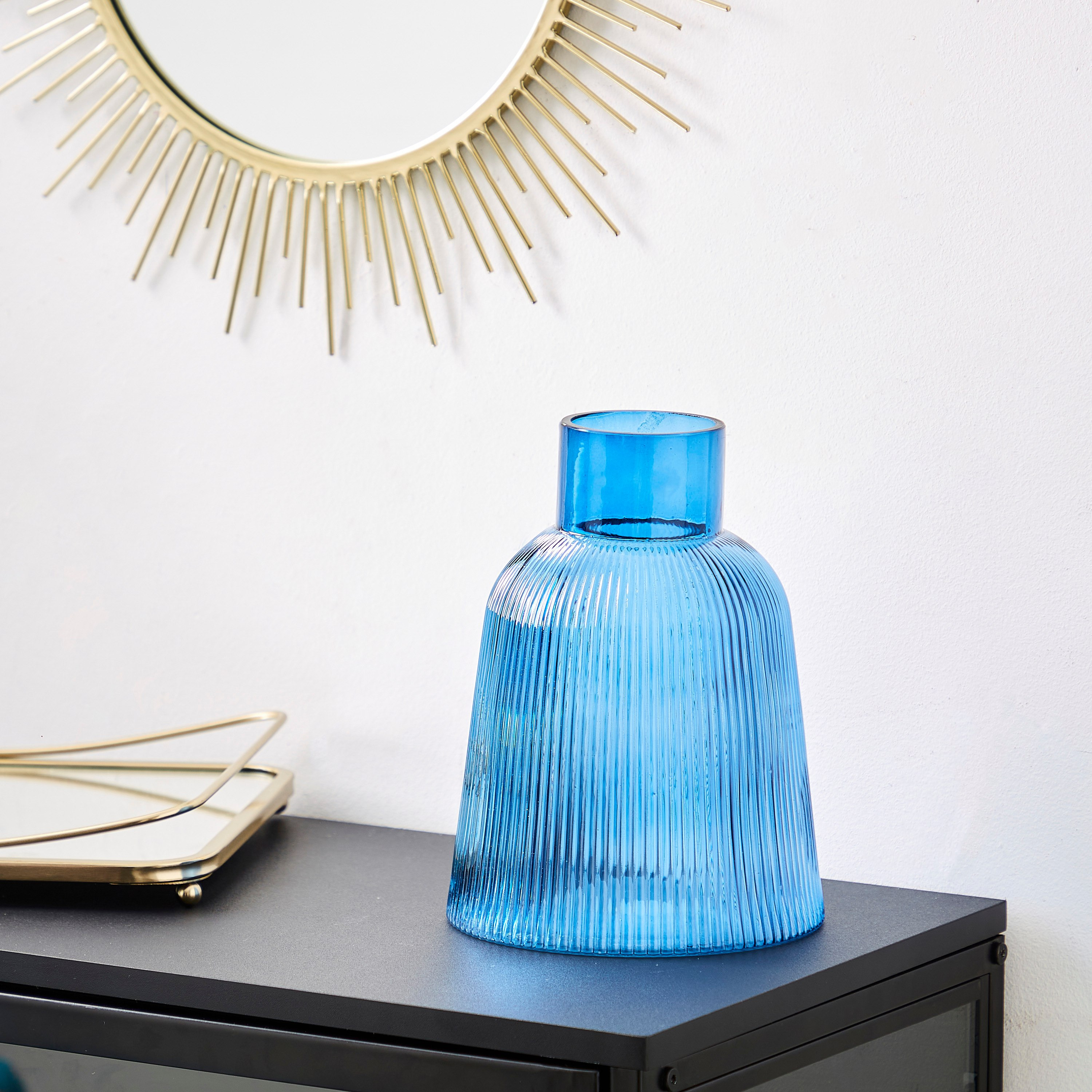 مزهرية زجاجية برقبة من هيبورن - 18x23 سم-hbxbedroom-decorandaccessories-vases-image-2