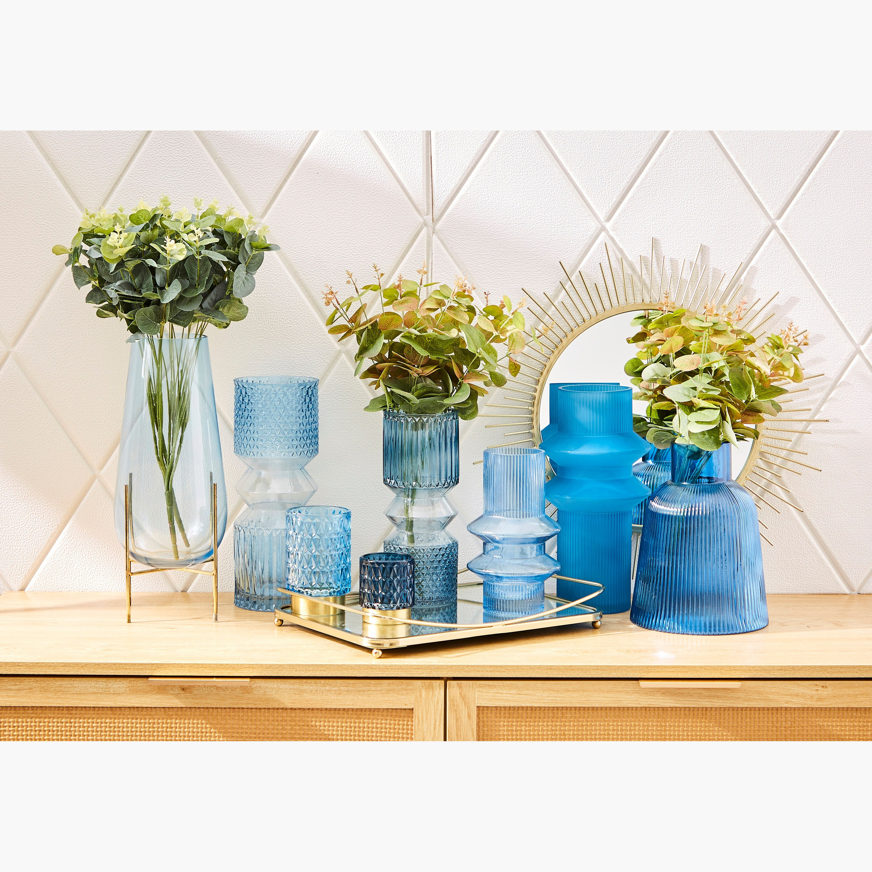 مزهرية زجاجية برقبة من هيبورن - 18x23 سم-hbxbedroom-decorandaccessories-vases-image-5