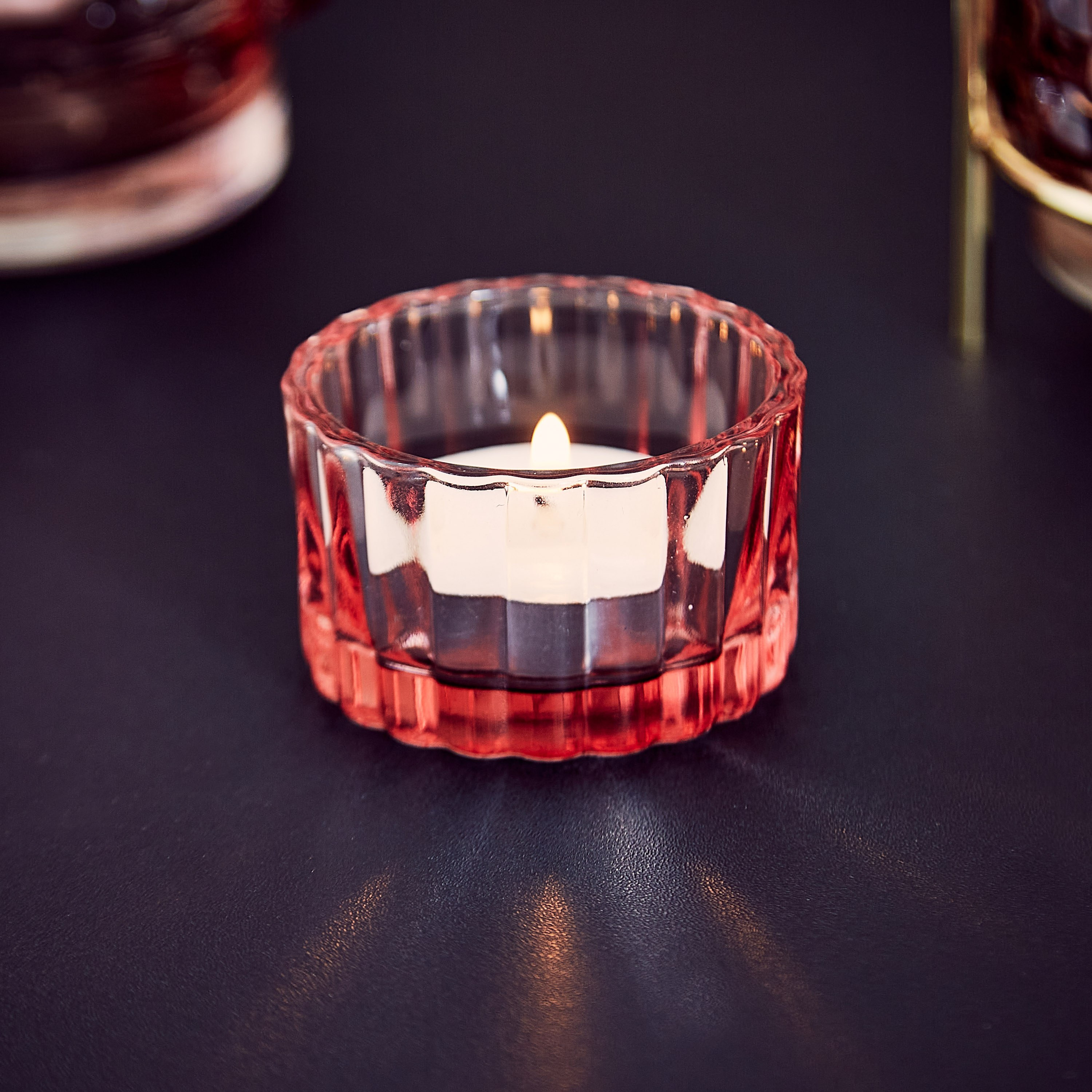 حامل شموع صغيرة زجاجي مضلع من أودري - 5.3x3.3 سم-hbxlivingroom-decorandaccessories-candleholders-image-2