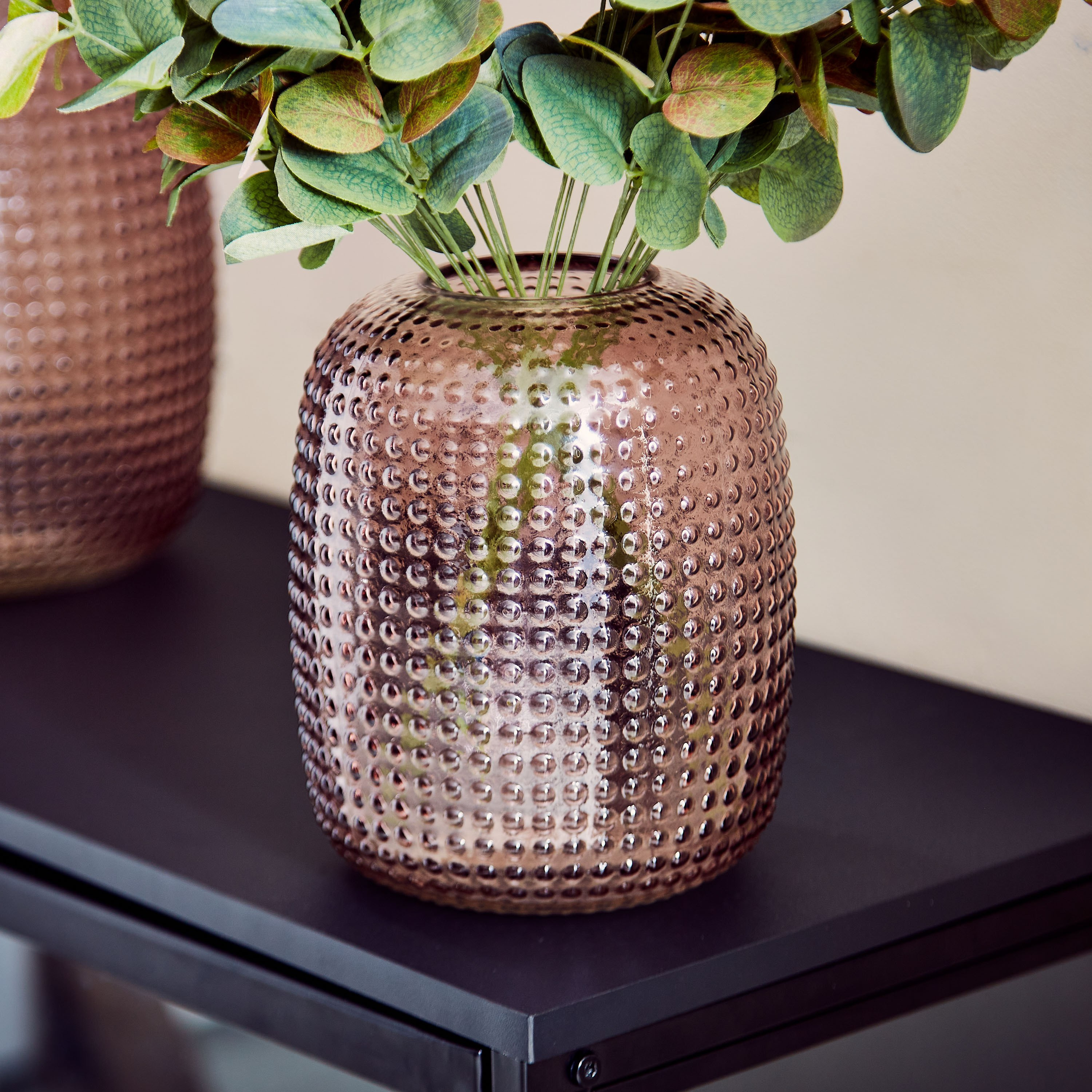 مزهرية زجاجية صغيرة مضلعة ومربعة من أودري - 15x20 سم-hbxbedroom-decorandaccessories-vases-image-2