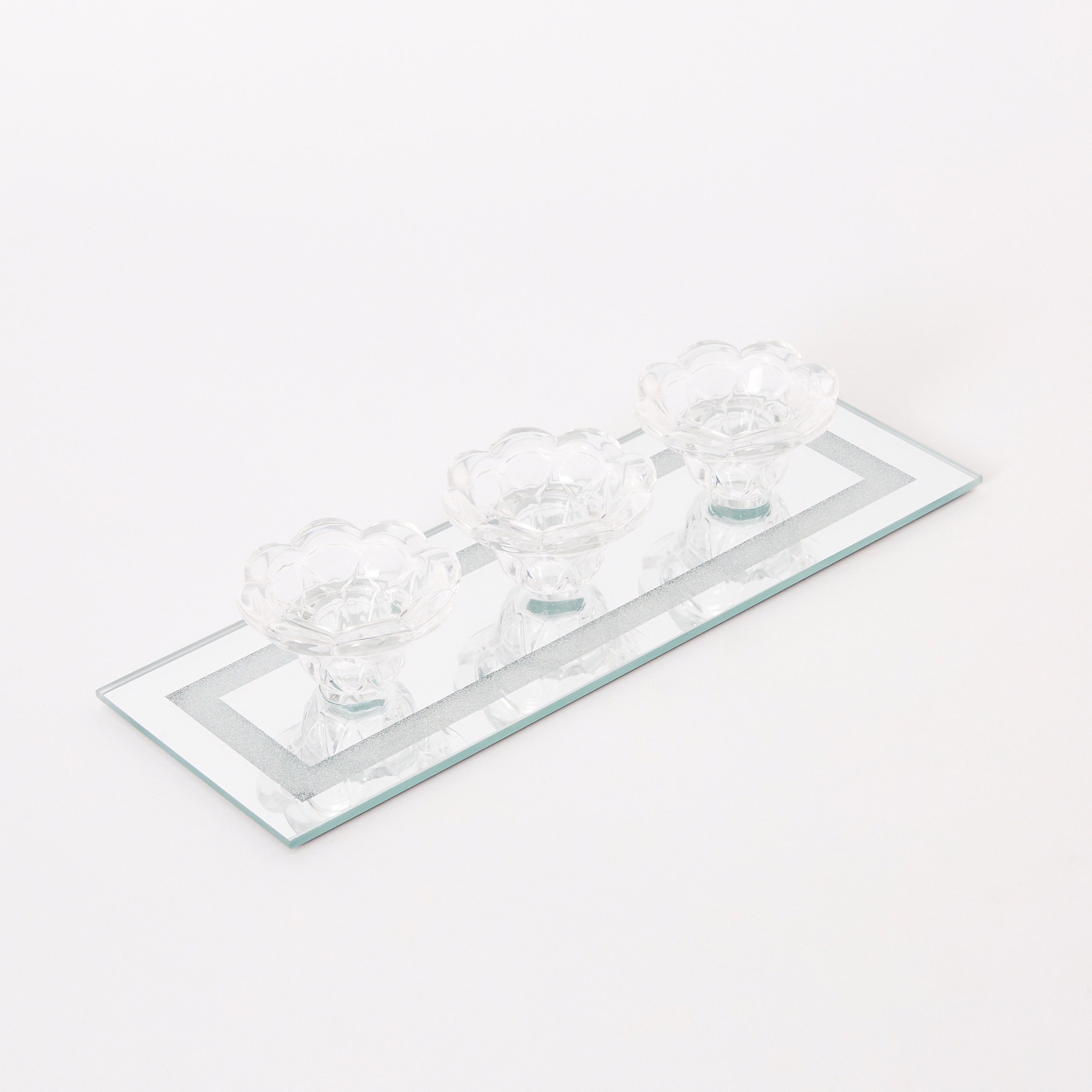 طقم حامل شموع زجاجي 4 قطع مع صينية عاكسة لامعة من هيبورن - 28x10x3.5 سم-hbxlivingroom-decorandaccessories-candleholders-image-5