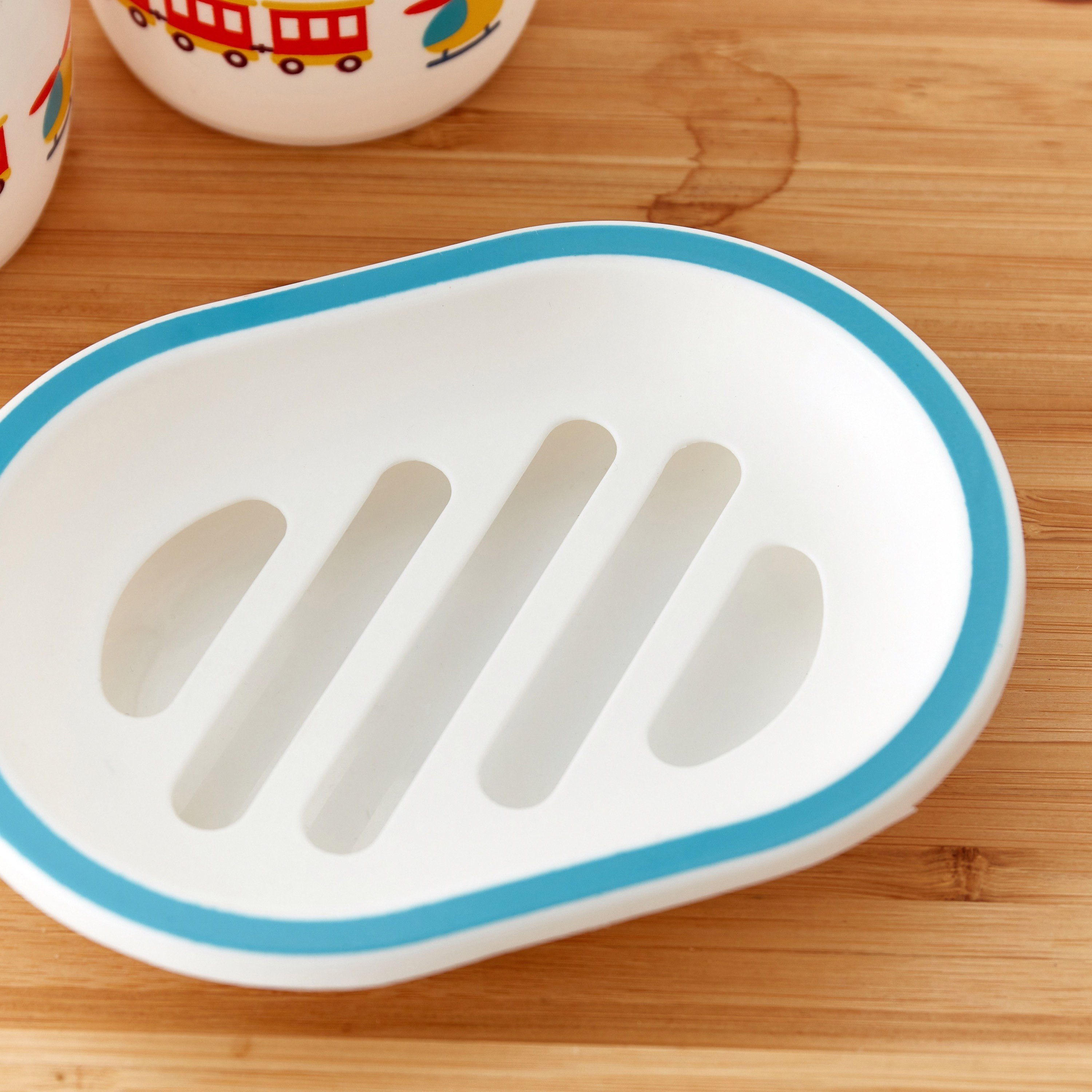 طقم إكسسوارات حمّام سيراميك بطبعات مواصلات من أريس 3- قطع-hbxhomeware-hbxkidsandyouth-image-3