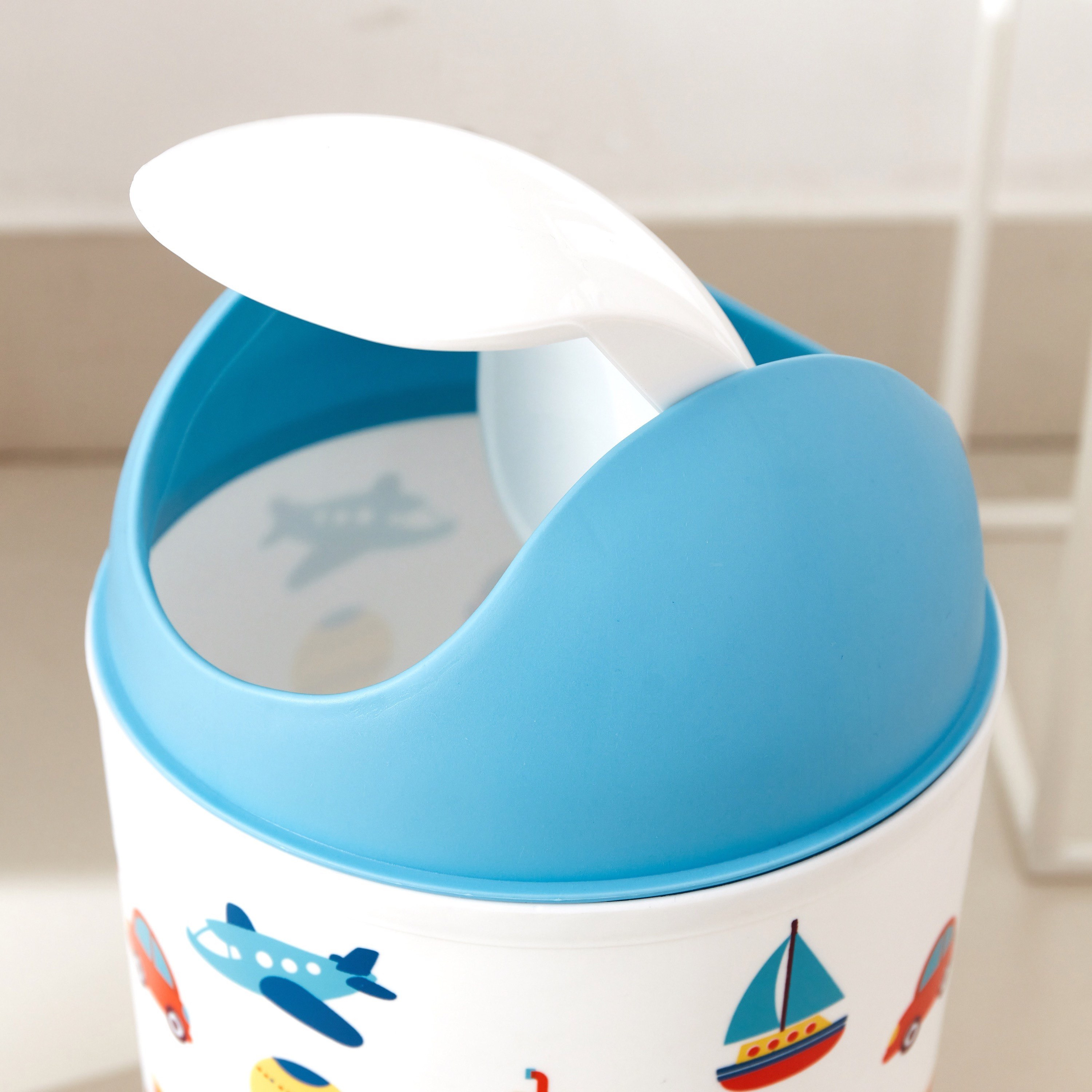 سلّة نفايات بطبعات وسائل نقل من أريس  - 19.5x24 سم-hbxhomeware-hbxkidsandyouth-image-3