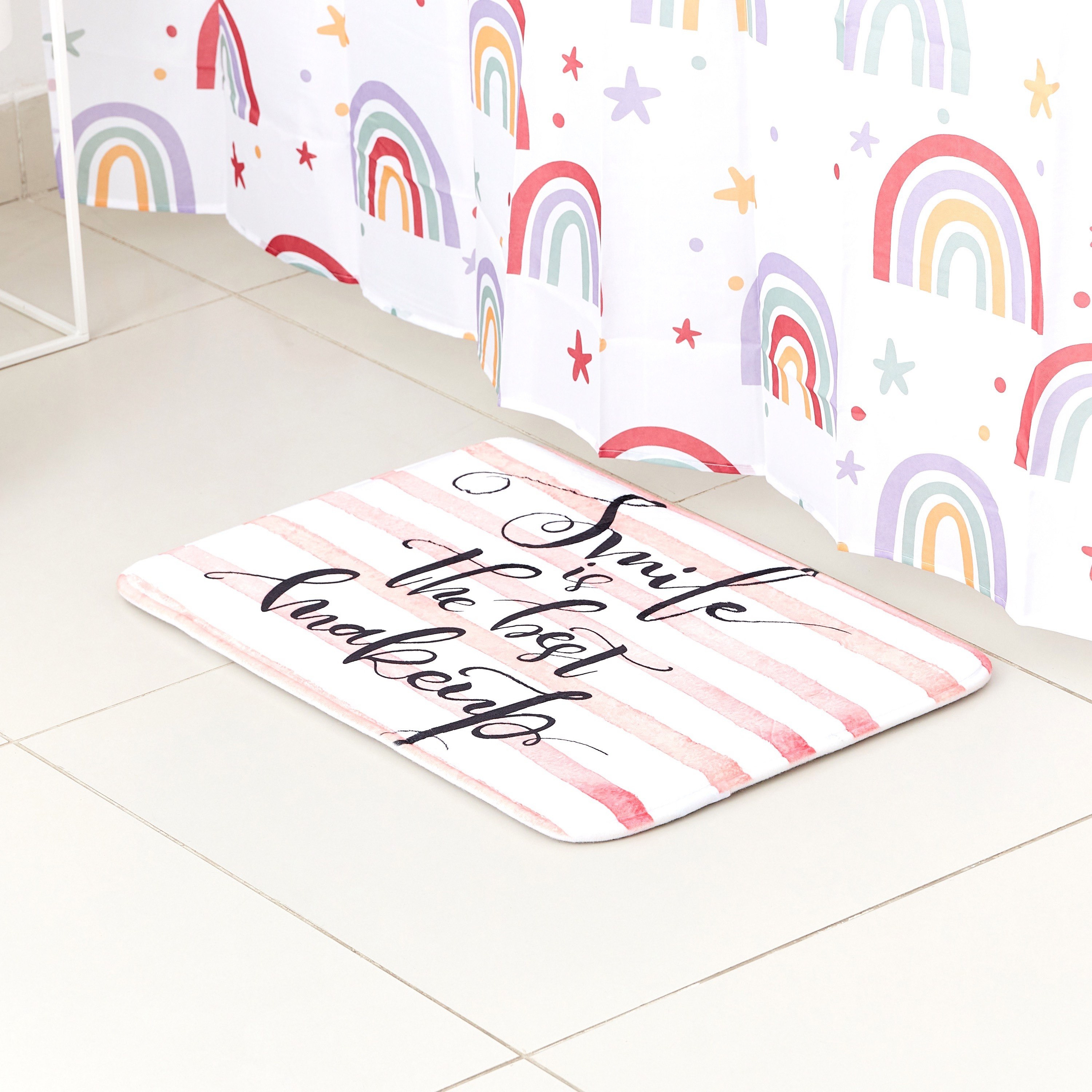 سجادة حمّام فلانيل بطبعات مكياج من أريس - 40x60 سم-hbxhomeware-hbxkidsandyouth-image-1