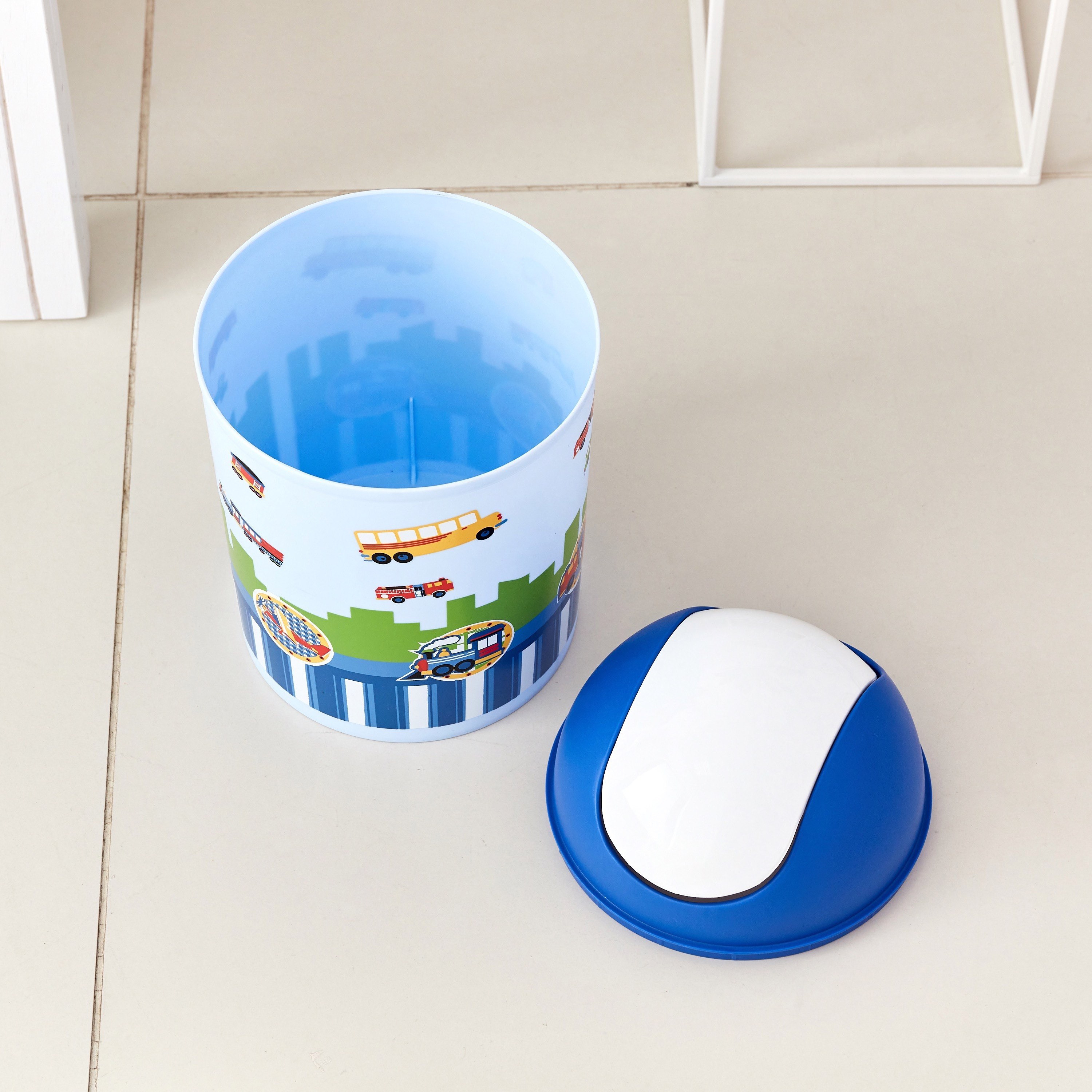 سلّة نفايات بولي بروبلين بطبعات سيّارات من أريس  - 19.5x24 سم-hbxhomeware-hbxkidsandyouth-image-3