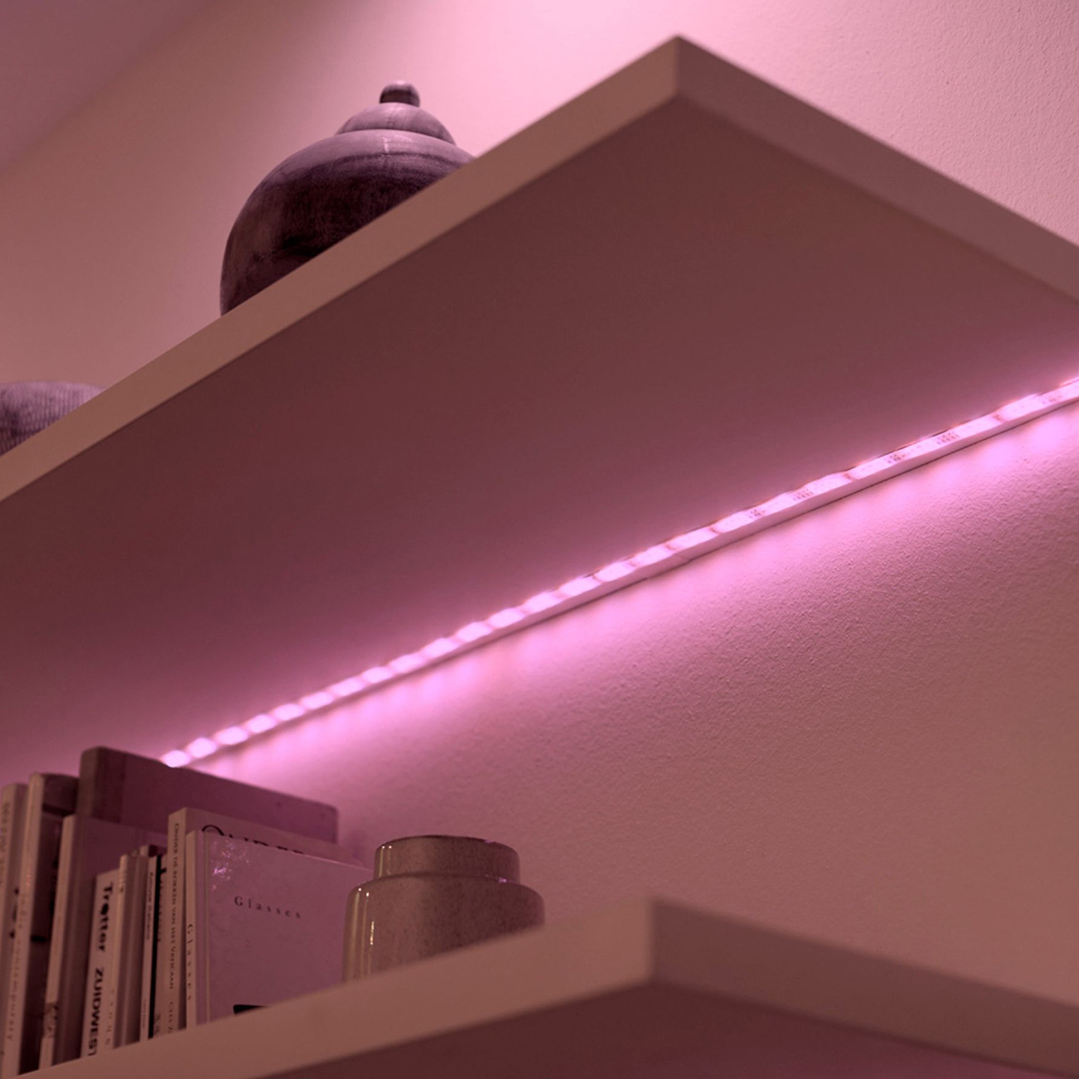 مجموعة شريط إضاءة إل إي دي يعمل بالوايفاي ملوّن من ويز - 200 سم-hbxdiningroom-lighting-decorativesandstringlights-image-3