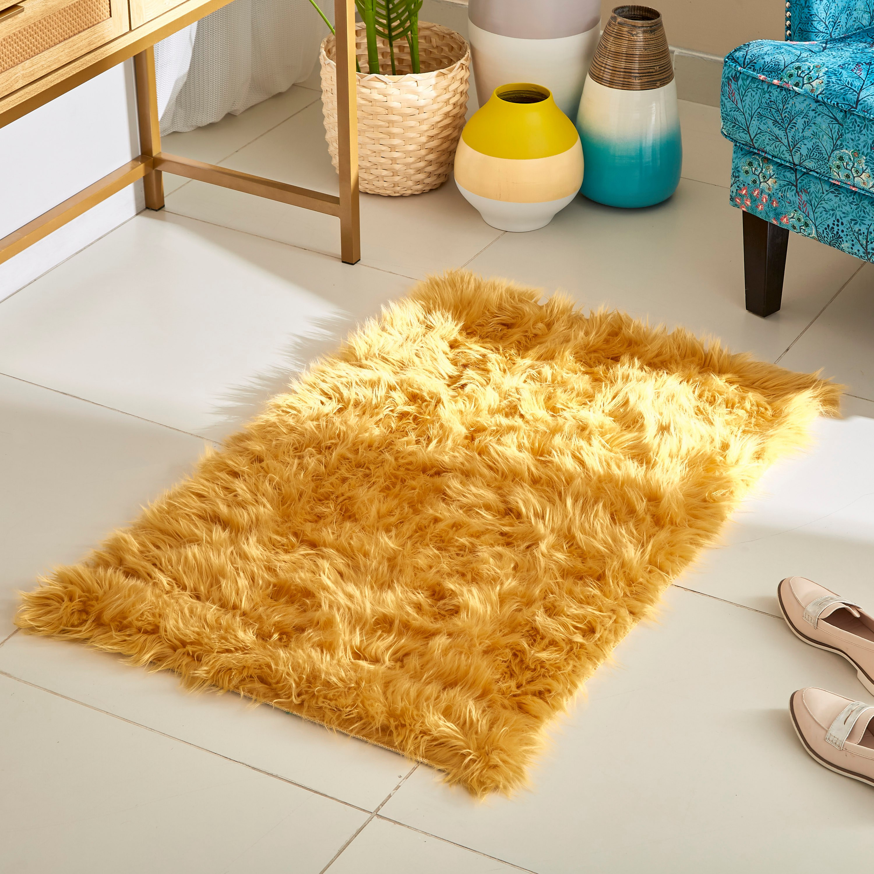 سجادة من جلد الأغنام الصناعي - 70x110 سم-hbxdecorandfurnishings-floorcoverings-rugs-image-1