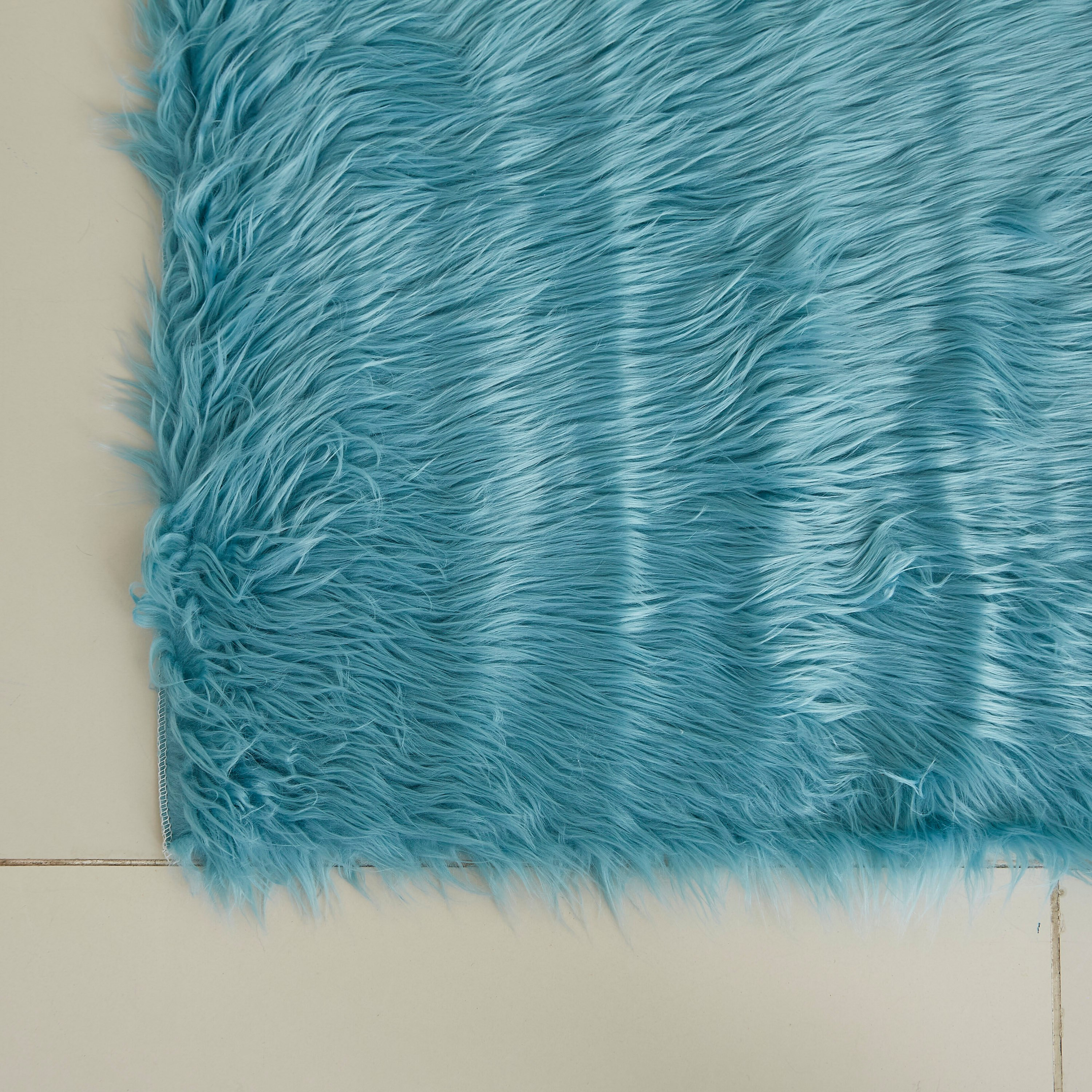 سجادة من جلد الغنم الصناعي - 70x110 سم-hbxdecorandfurnishings-floorcoverings-rugs-image-2