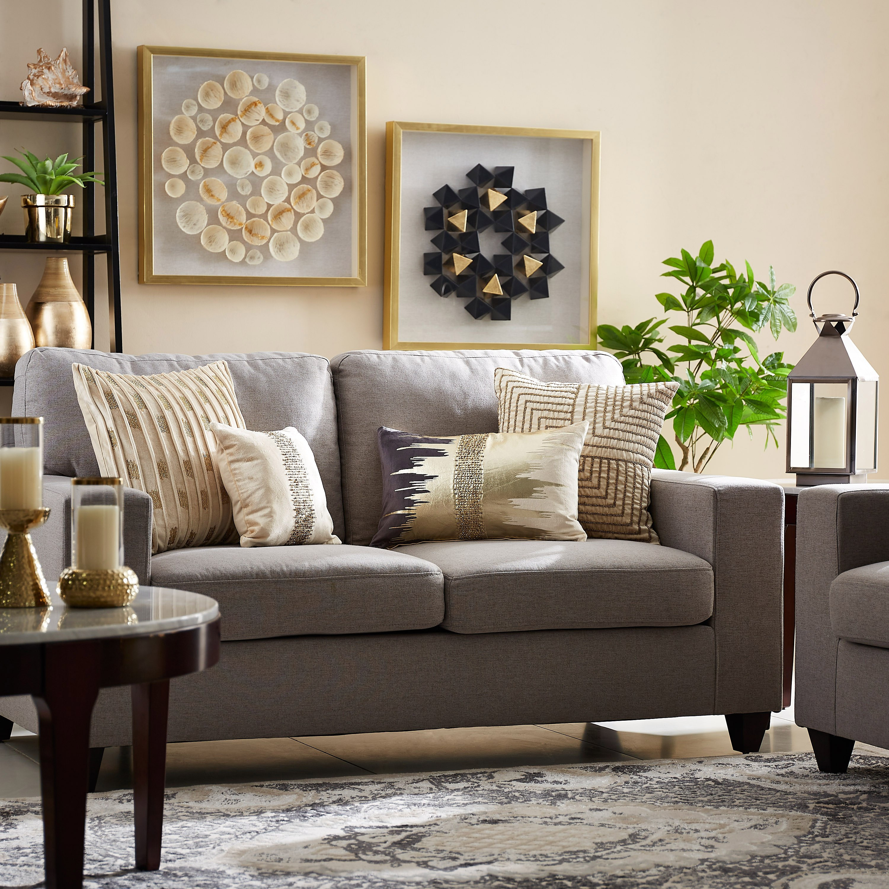 وسادة محشوة مزيّنة بالخرز وطبعات فويل فيرا من ألور - 30x50 سم-hbxlivingroom-furnishings-cushionsandcovers-filledcushions-image-4
