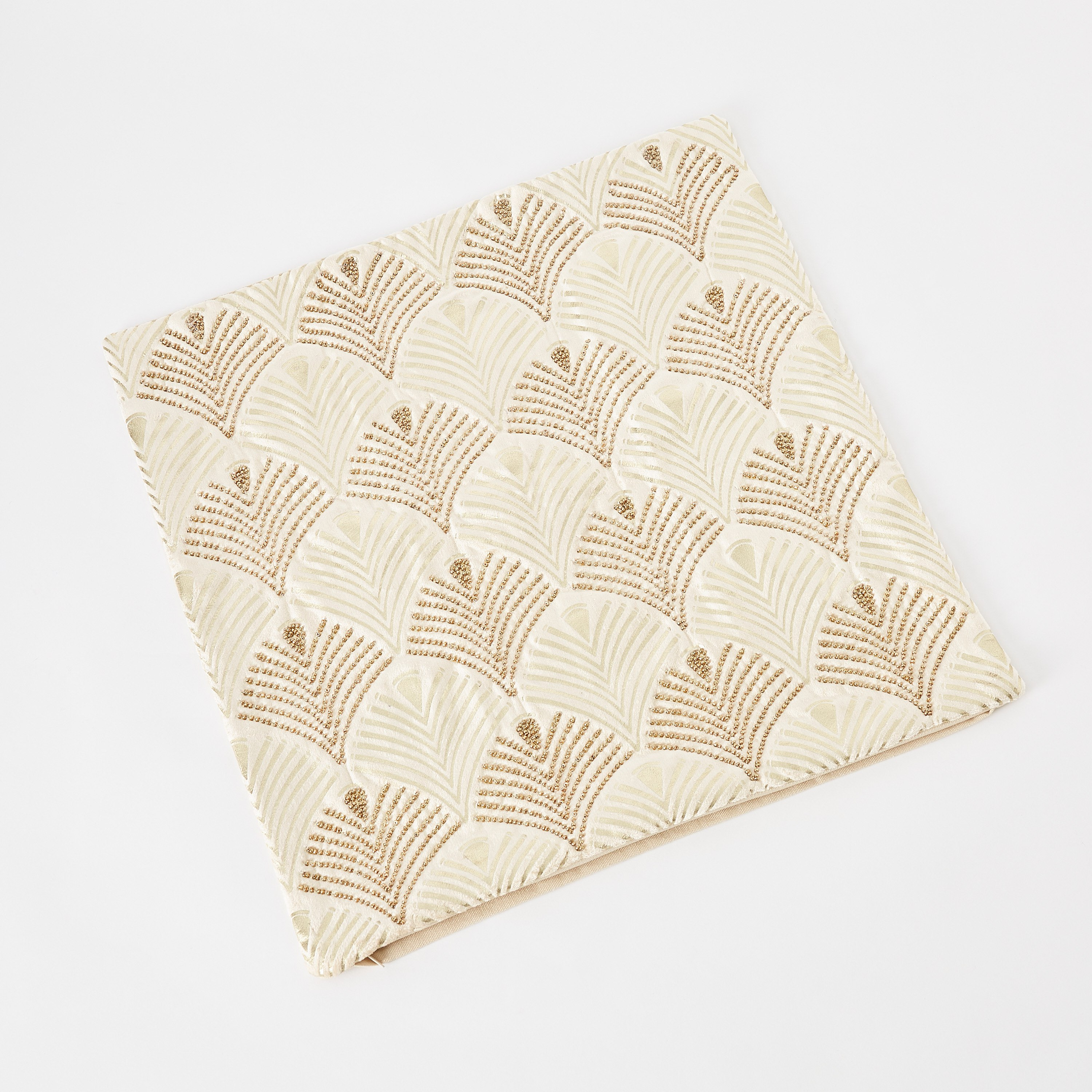 غطاء وسادة مزيّن بالخرز وطبعات فويل هايدي من ألور - 45x45 سم-hbxhomeware-cushionsandcovers-cushioncovers-image-5