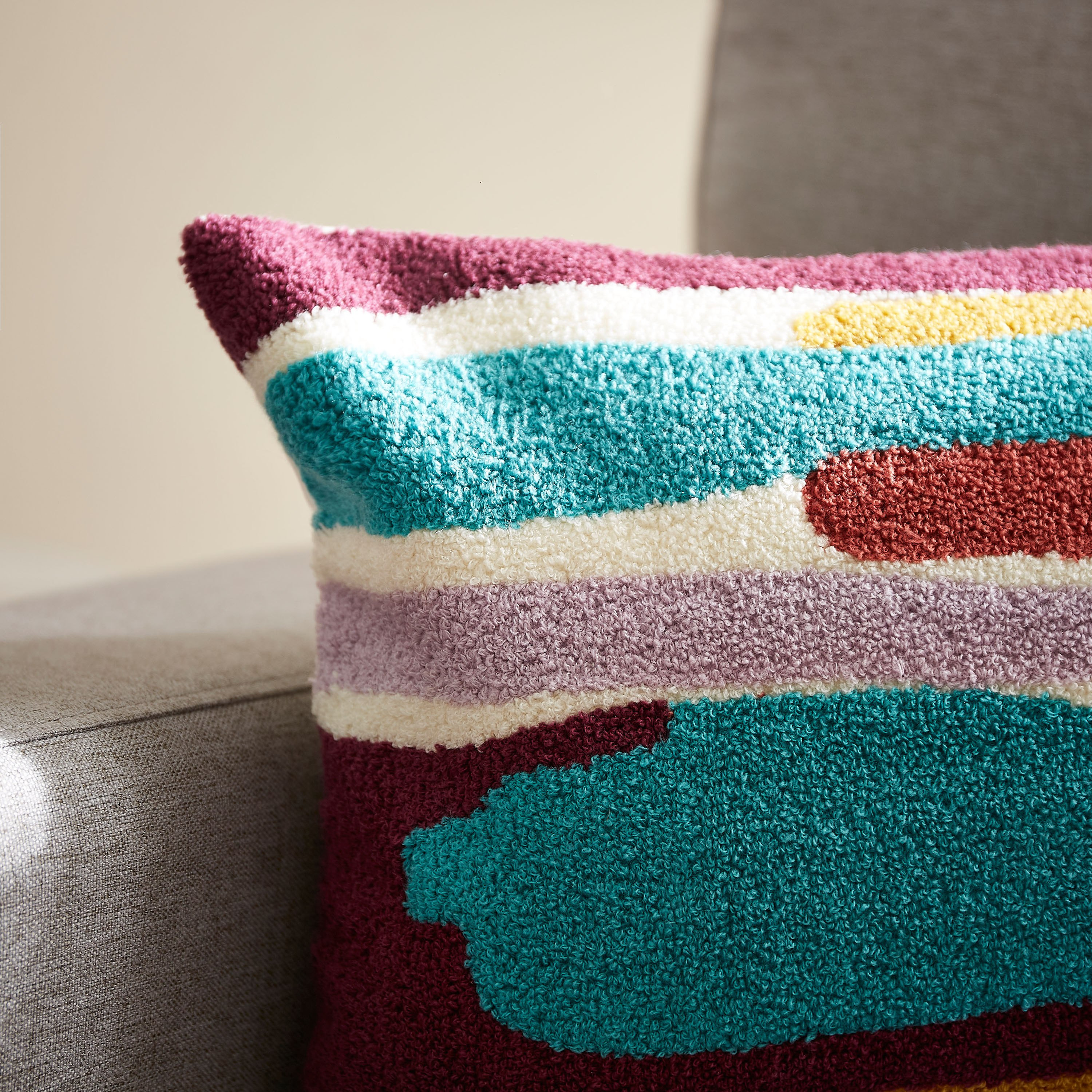 Abstract Bella Embroidered Filled Cushion - 30x50 cm-hbxlivingroom-furnishings-cushionsandcovers-filledcushions-image-2