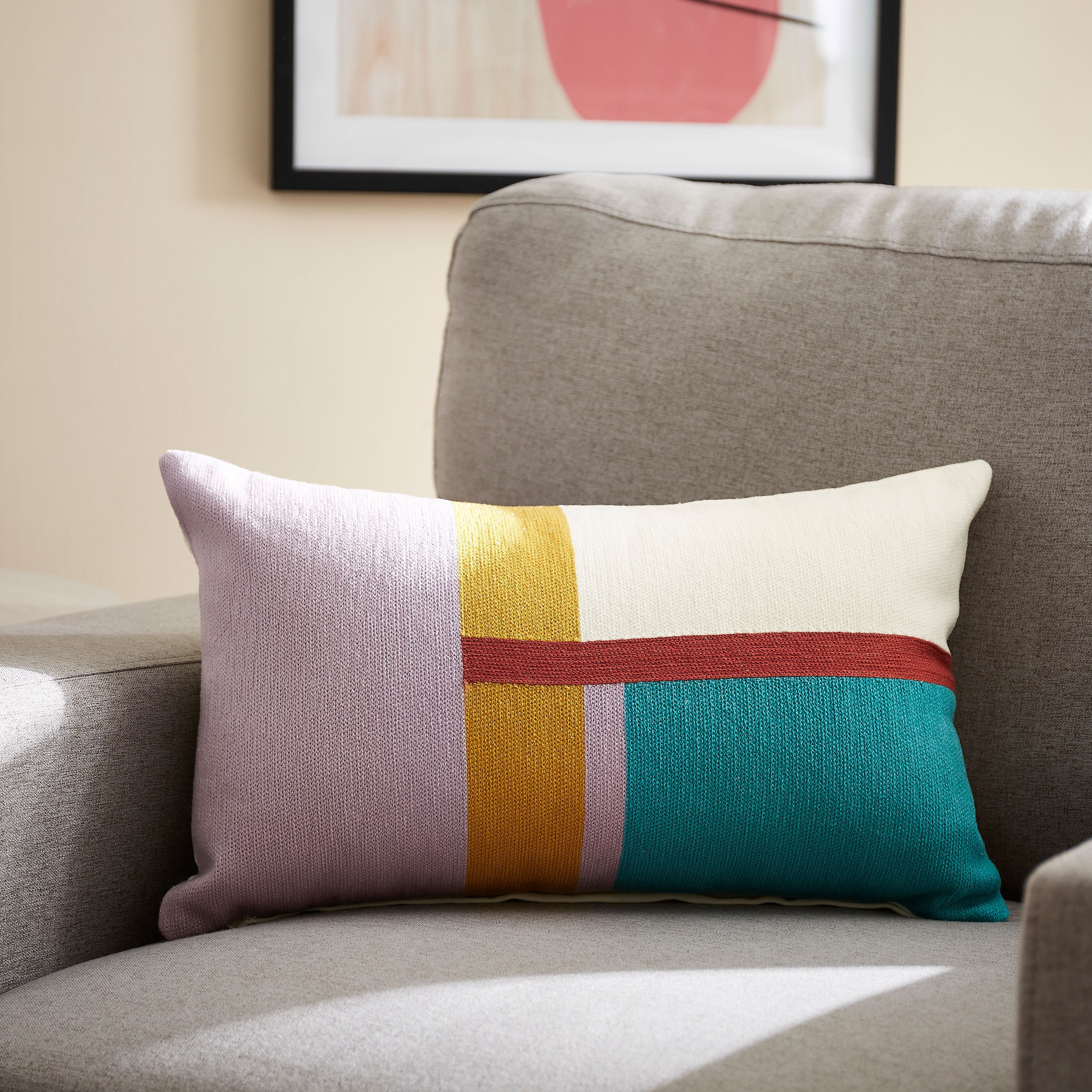 وسادة محشوة مطرزة بقوالب ملونة - 30x50 سم-hbxlivingroom-furnishings-cushionsandcovers-filledcushions-image-1