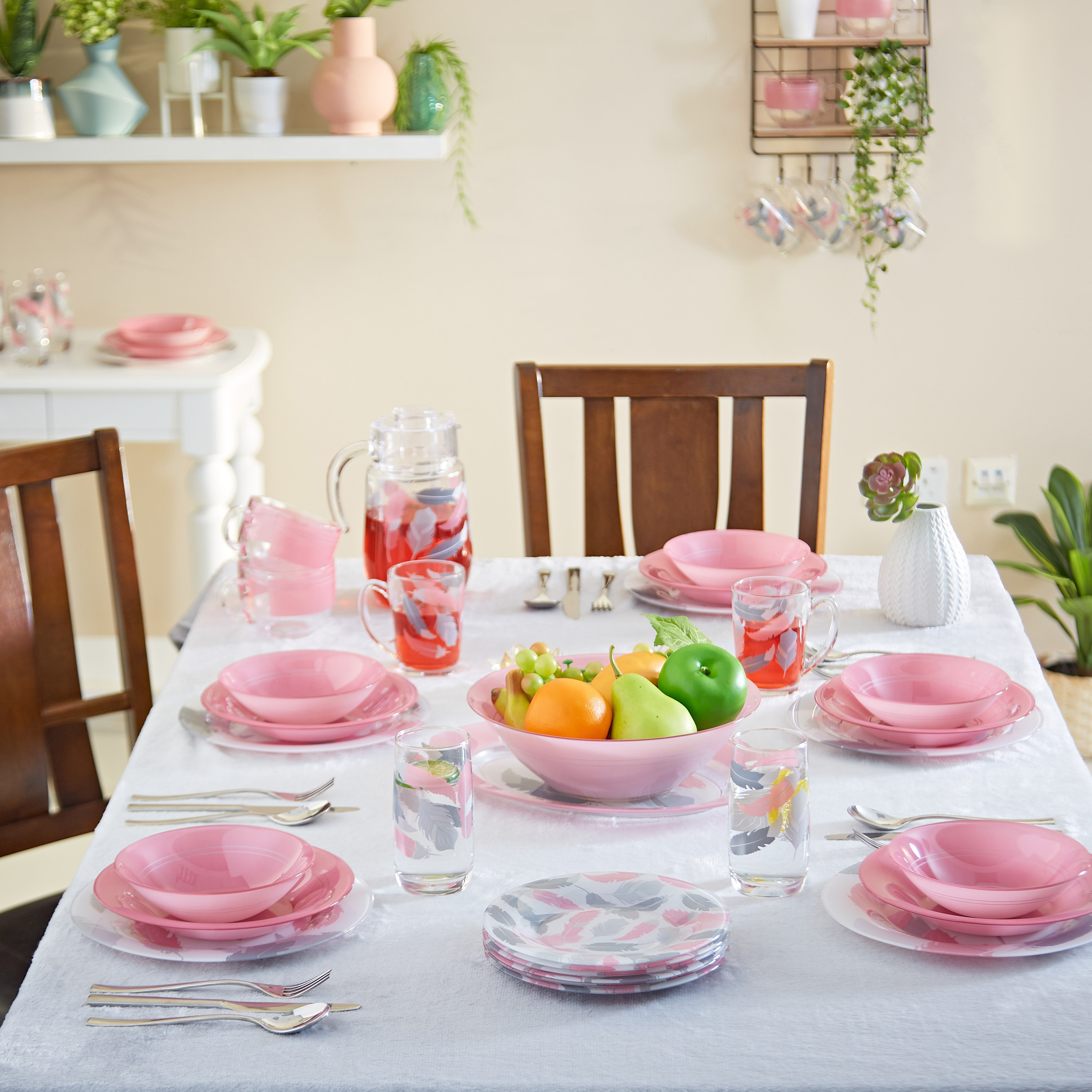 طقم عشاء تيرانا بينك 46 قطعة من لومينارك-hbxhomeware-hbxkitchen-image-1