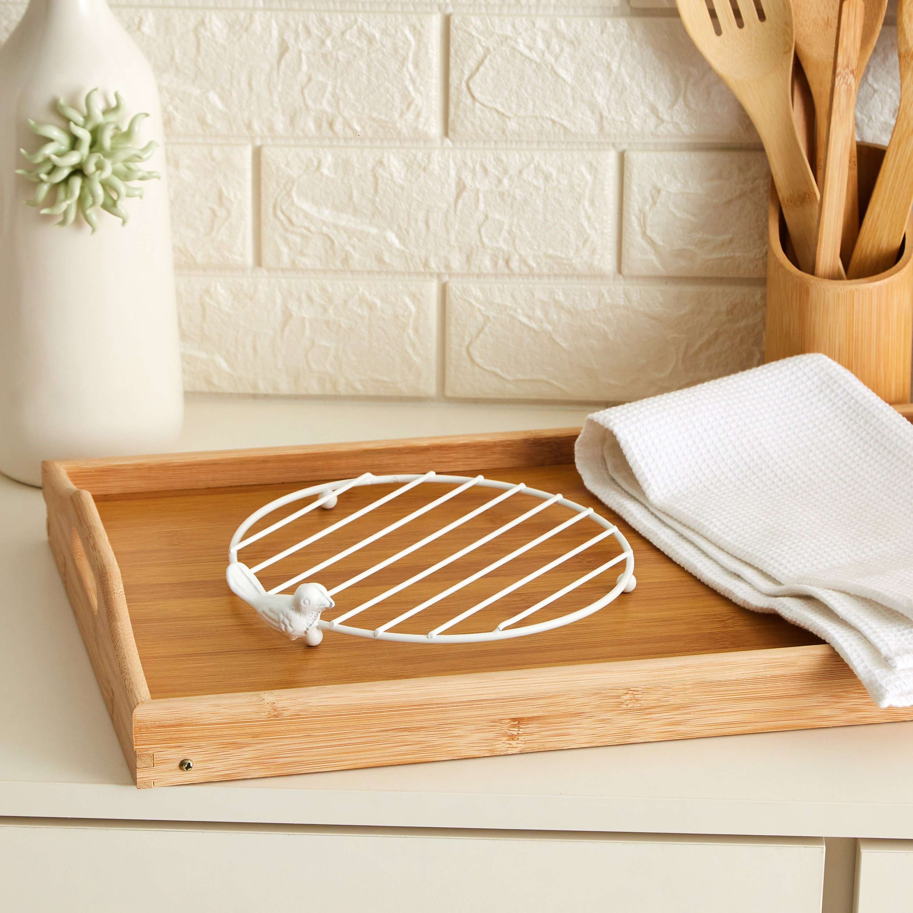 حامل ثلاثي من ميزان - 23.5x20x3.8 سم-hbxkitchen-kitchenware-kitchenaccessories-image-1