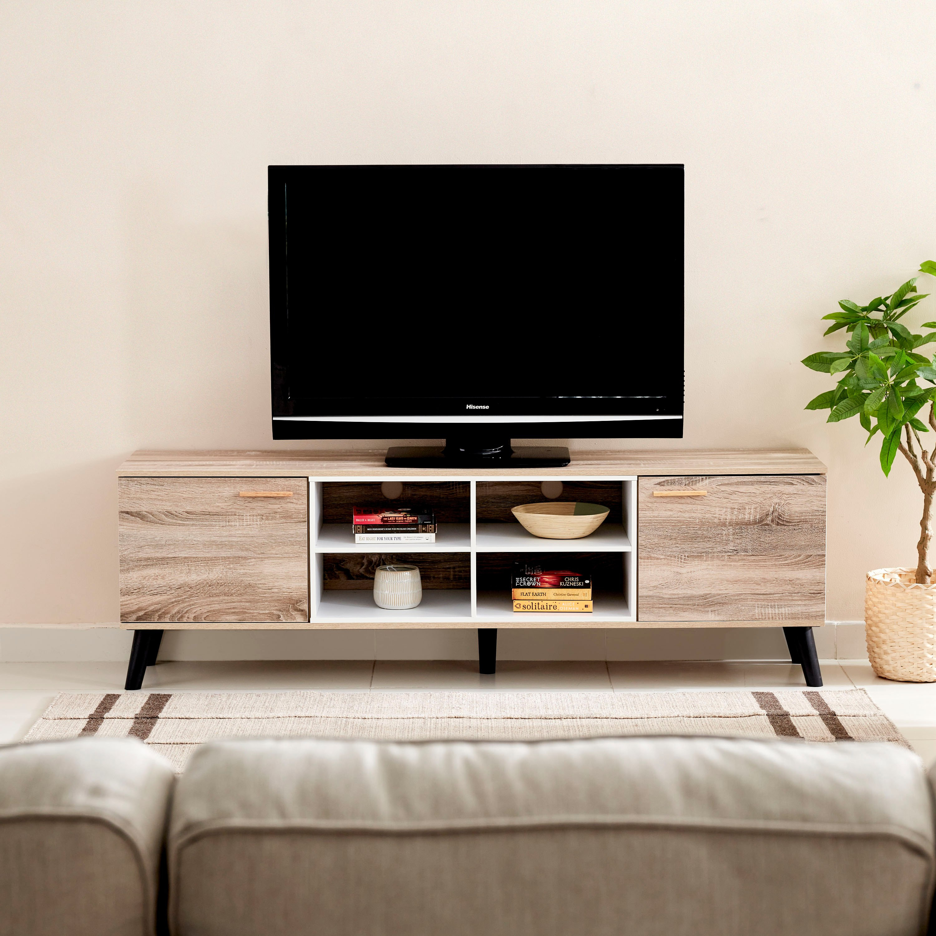 وحدة تلفاز للتلفزيونات حتى 75 بوصة من سانفورد-hbxlivingroom-mediaunitsandstorage-tvunits-image-3