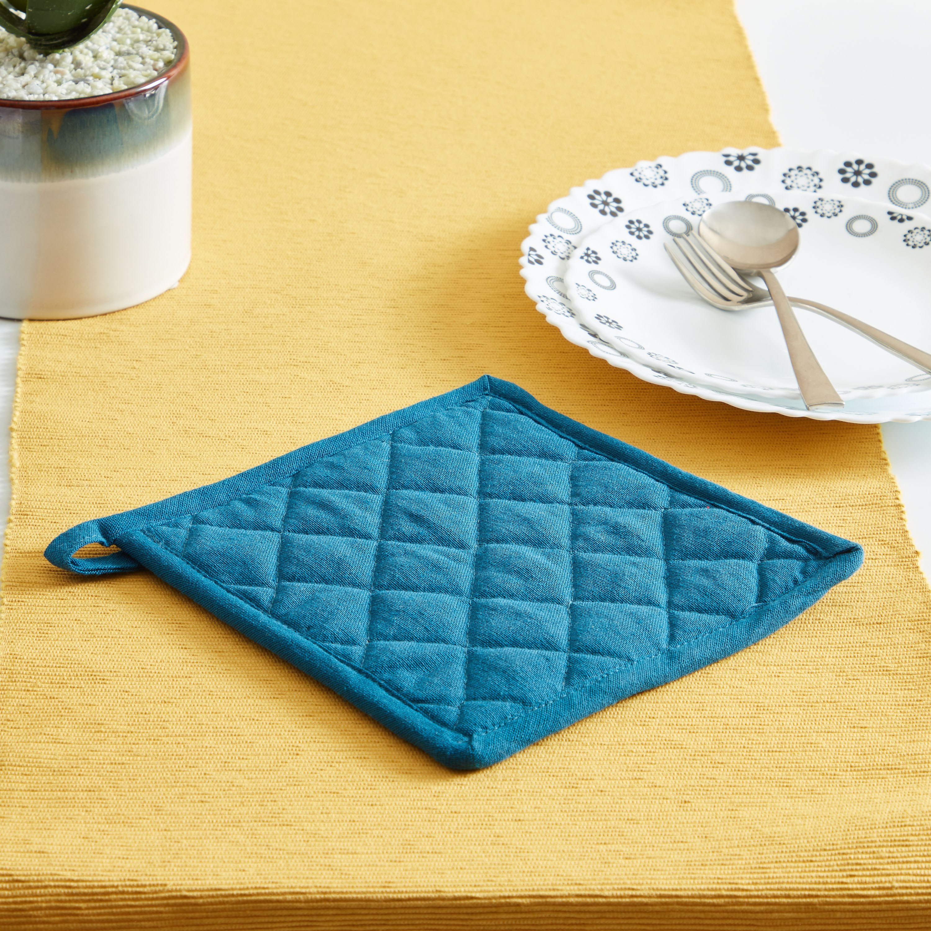 Atlanta Solid Pot Holder - 20x20 cm-hbxhomeware-kitchenware-kitchenlinens-image-2