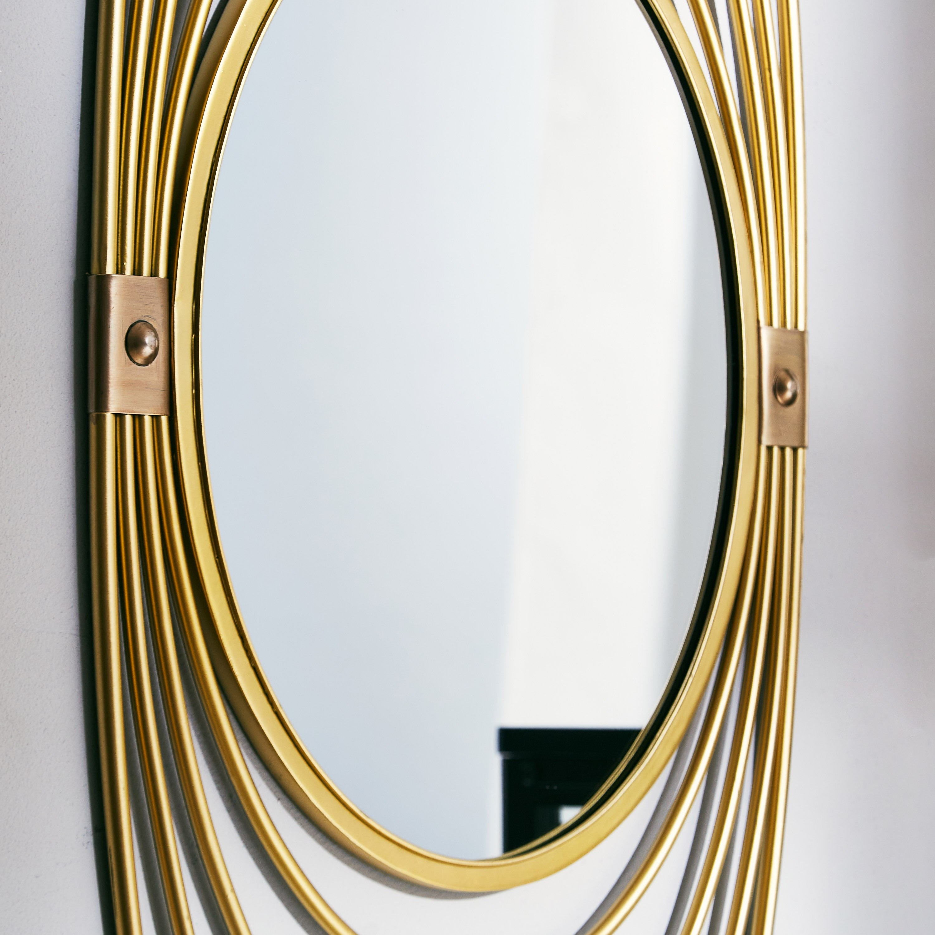 مرآة حائط من ديليلا معدنية متحدة المركز بشكل بيضاوي - 41x2x98 سم-hbxhomeware-hbxdecorandfurnishings-image-3
