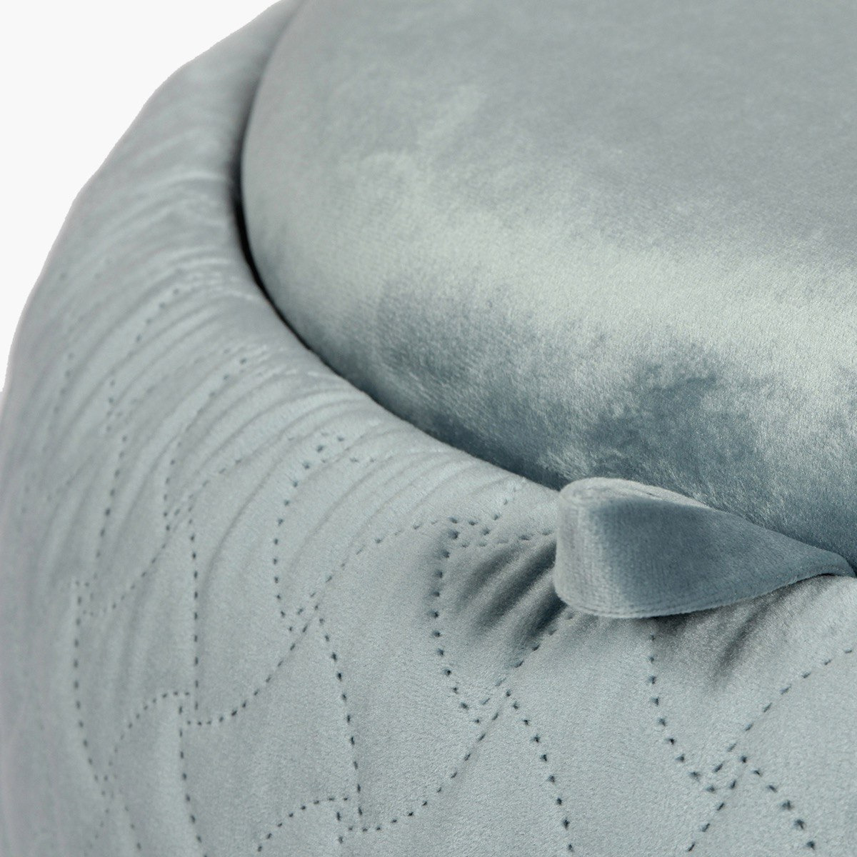 مسند قدم مخملي بوحدة تخزين من إليوت-hbxlivingroom-sofasandarmchairs-ottomansandfootstools-image-8