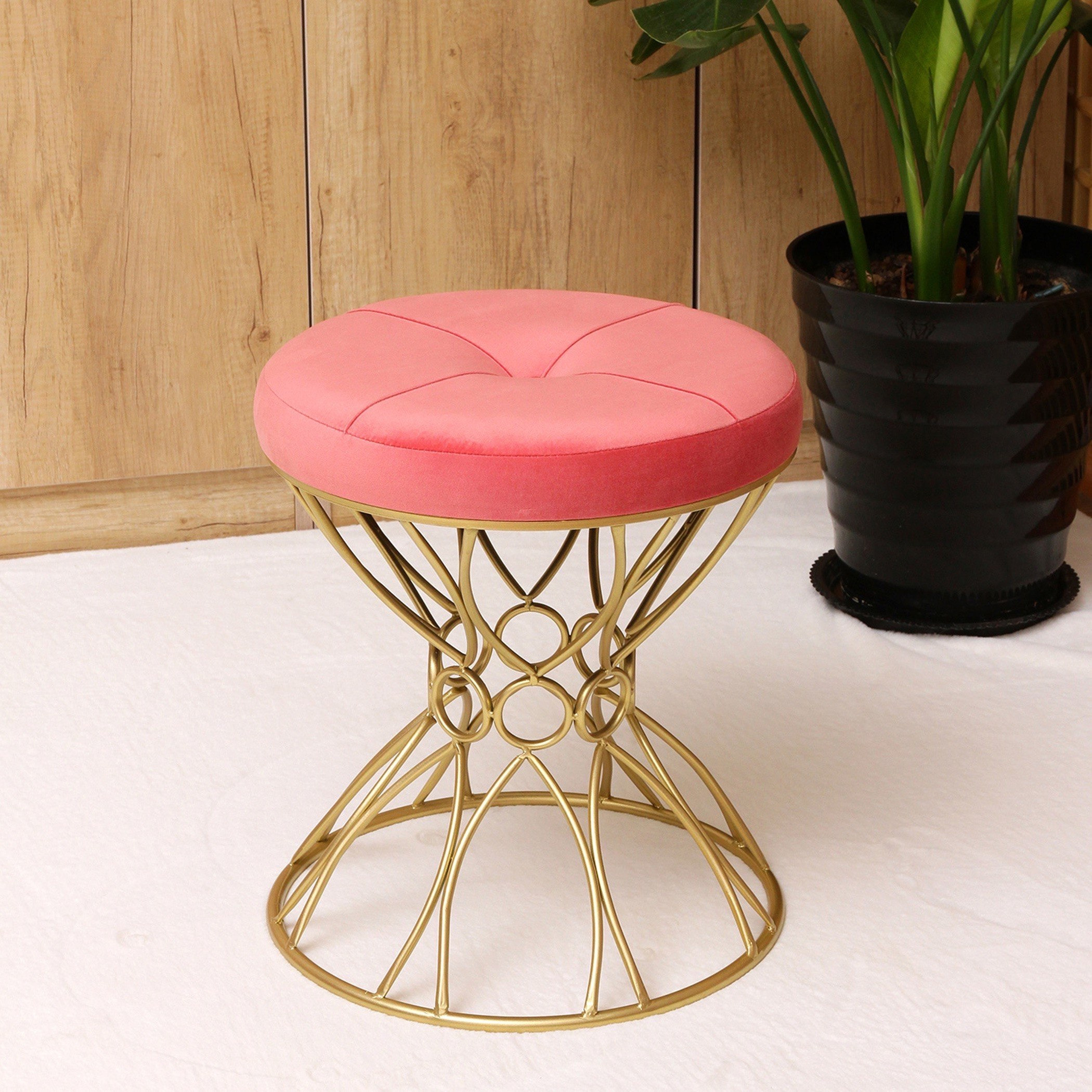 كرسي مخملي من أنديز-hbxlivingroom-sofasandarmchairs-ottomansandfootstools-image-1