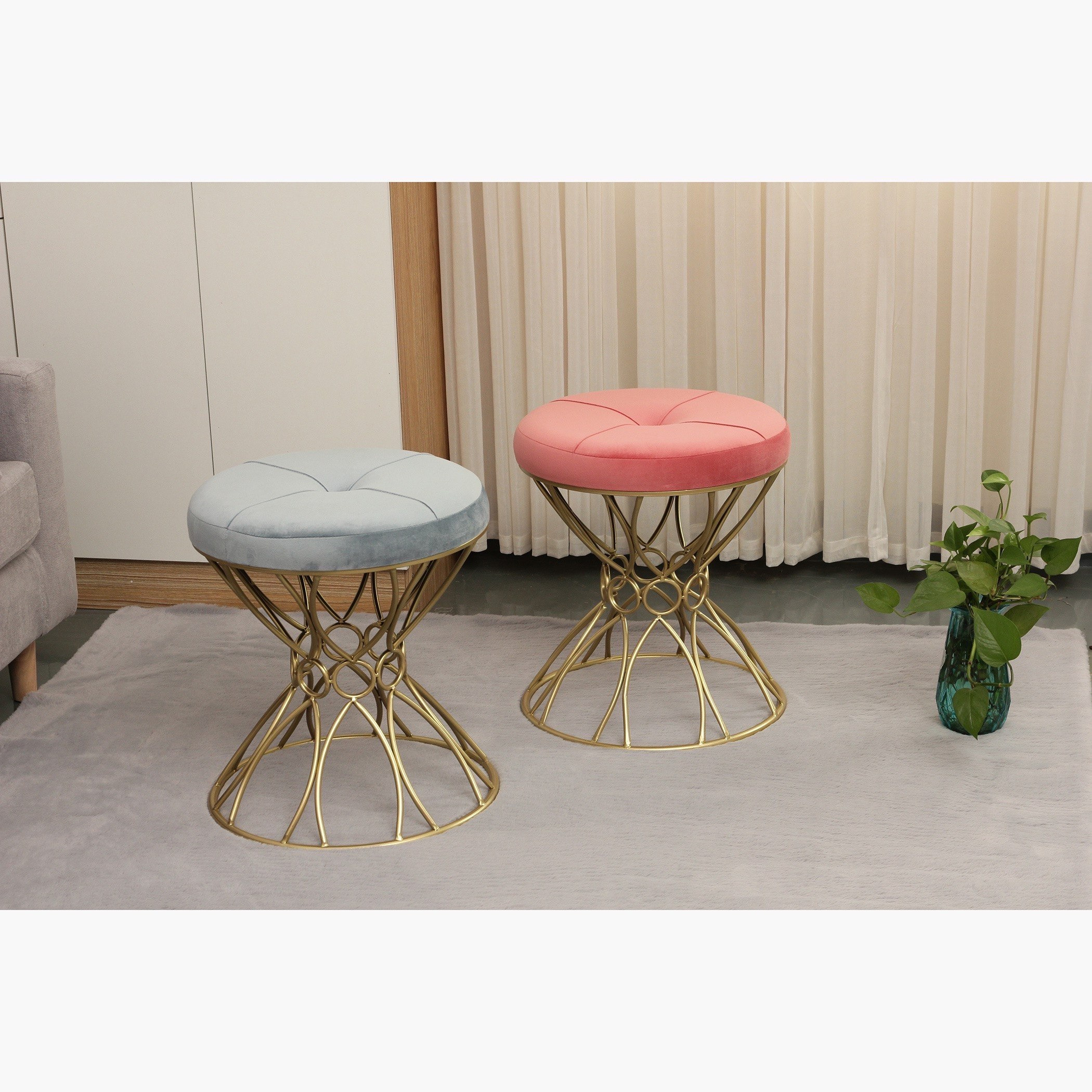 كرسي مخملي من أنديز-hbxlivingroom-sofasandarmchairs-ottomansandfootstools-image-8