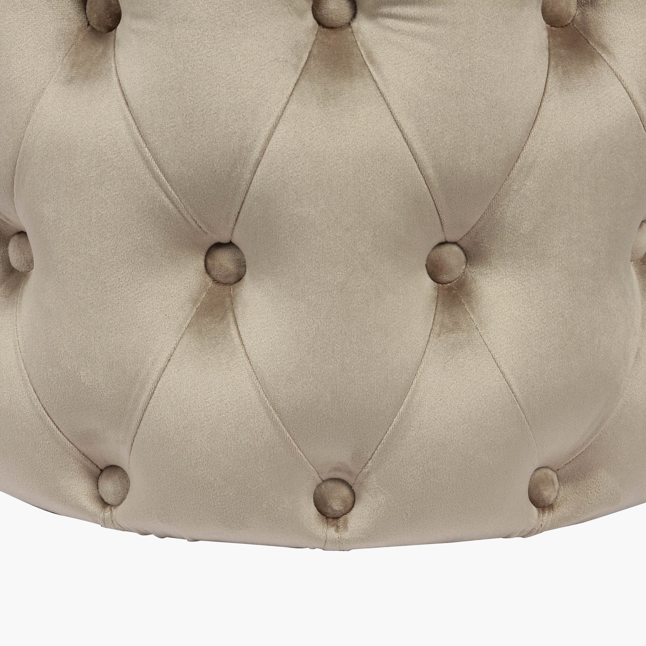 مسند قدم مخملي صغير من جيوفي-hbxlivingroom-sofasandarmchairs-ottomansandfootstools-image-6
