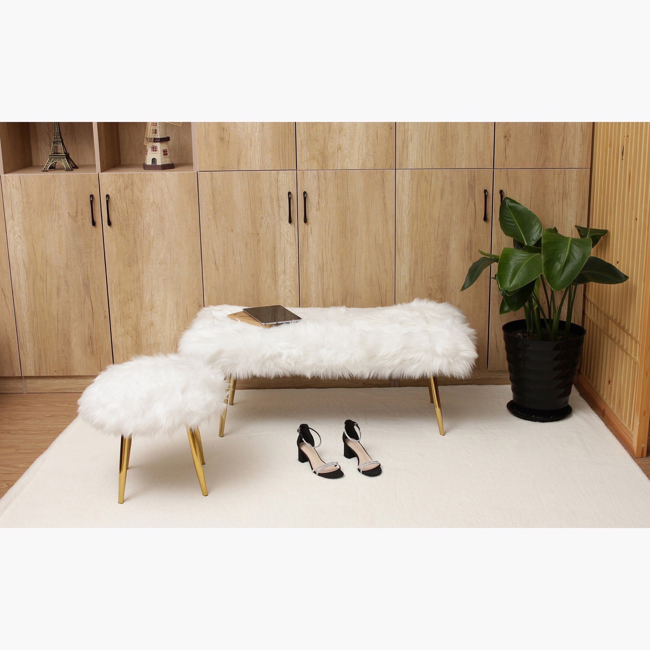مقعد فرو من فورما-hbxlivingroom-sofasandarmchairs-ottomansandfootstools-image-7