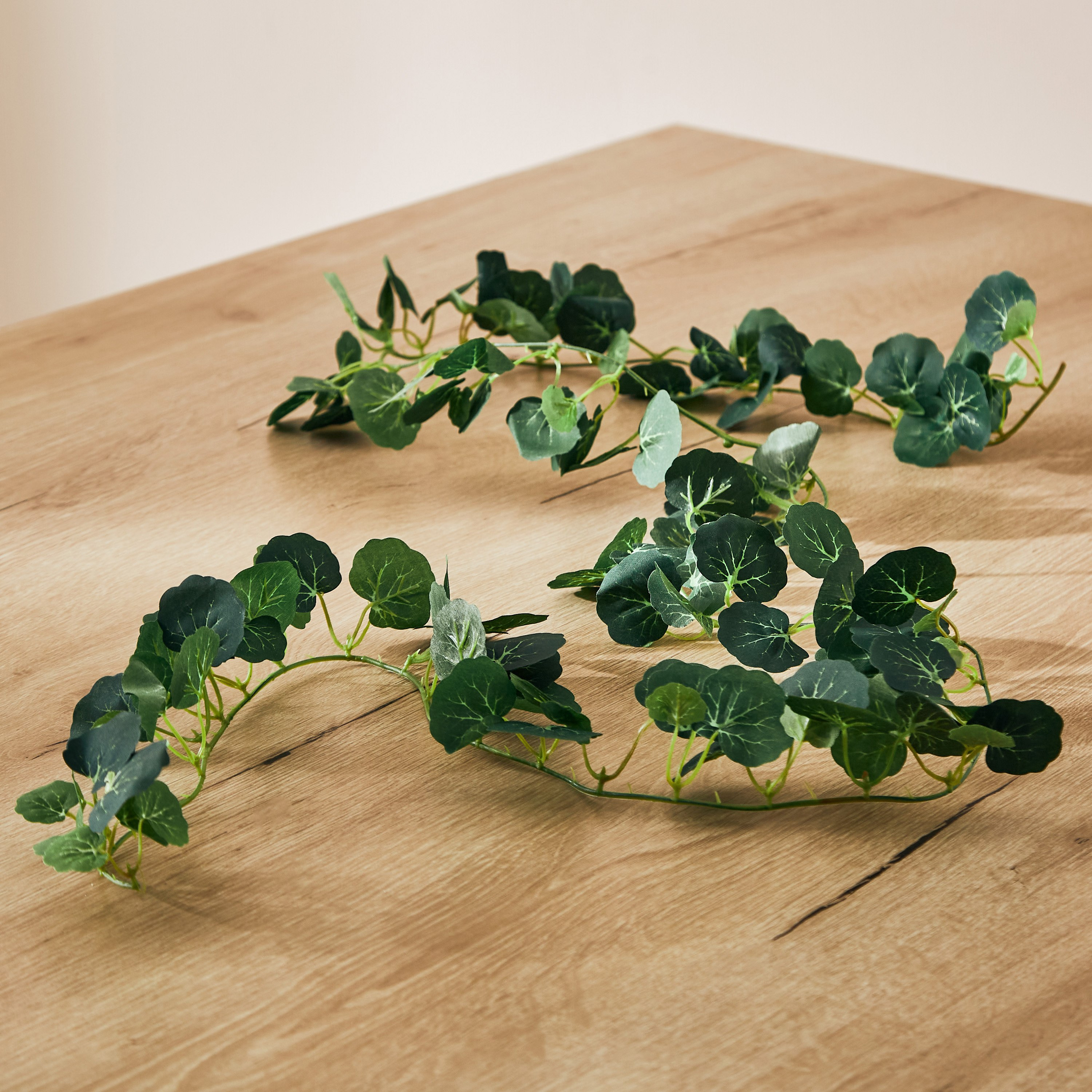 إكليل بتصميم ورق شجر مستدير من إدينيك - 180 سم-hbxdecorandfurnishings-homeaccessories-artificialflowersandplants-image-1