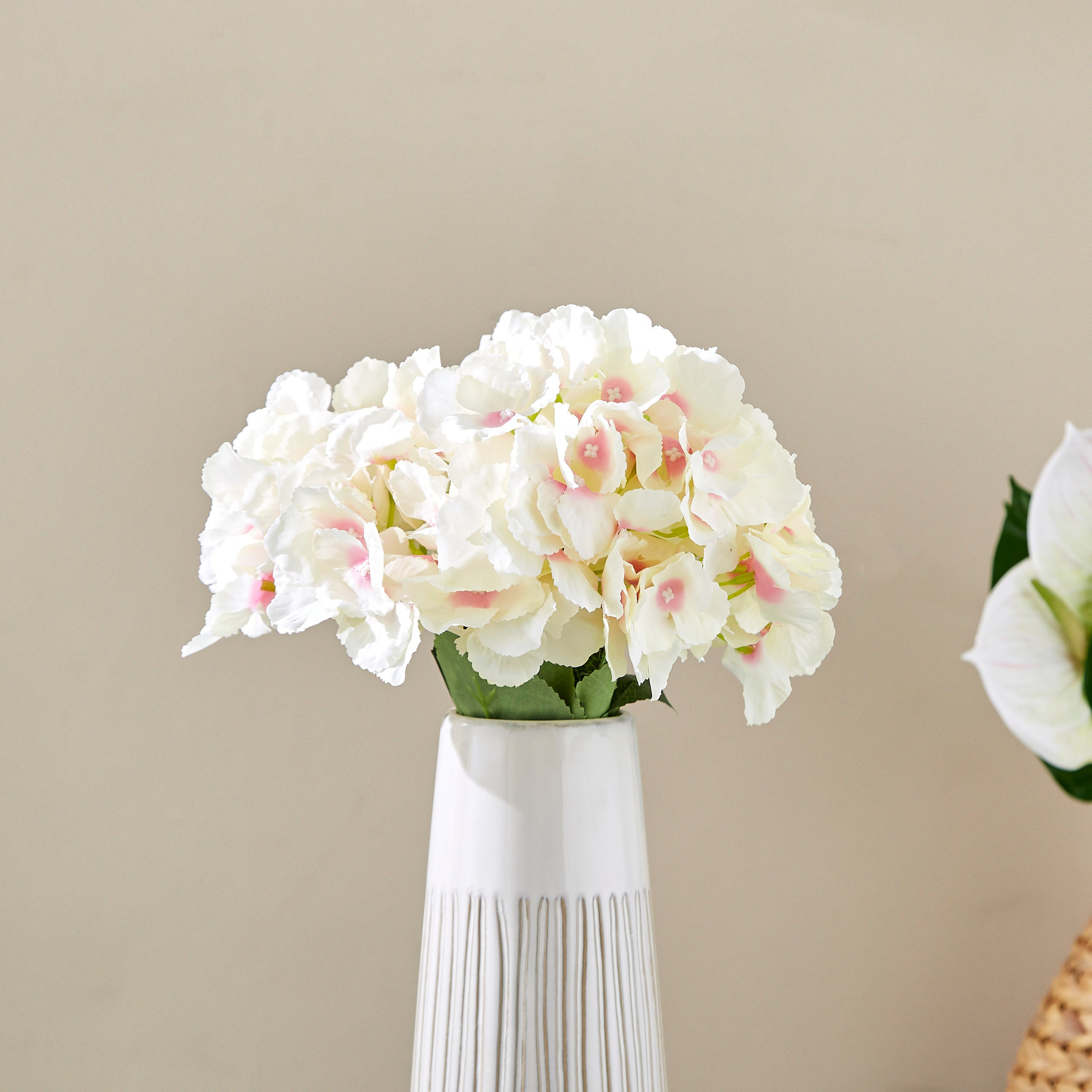 ساق نبات الكوبية بـ5 رؤوس من آريا - 50 سم-hbxdecorandfurnishings-homeaccessories-artificialflowersandplants-image-1